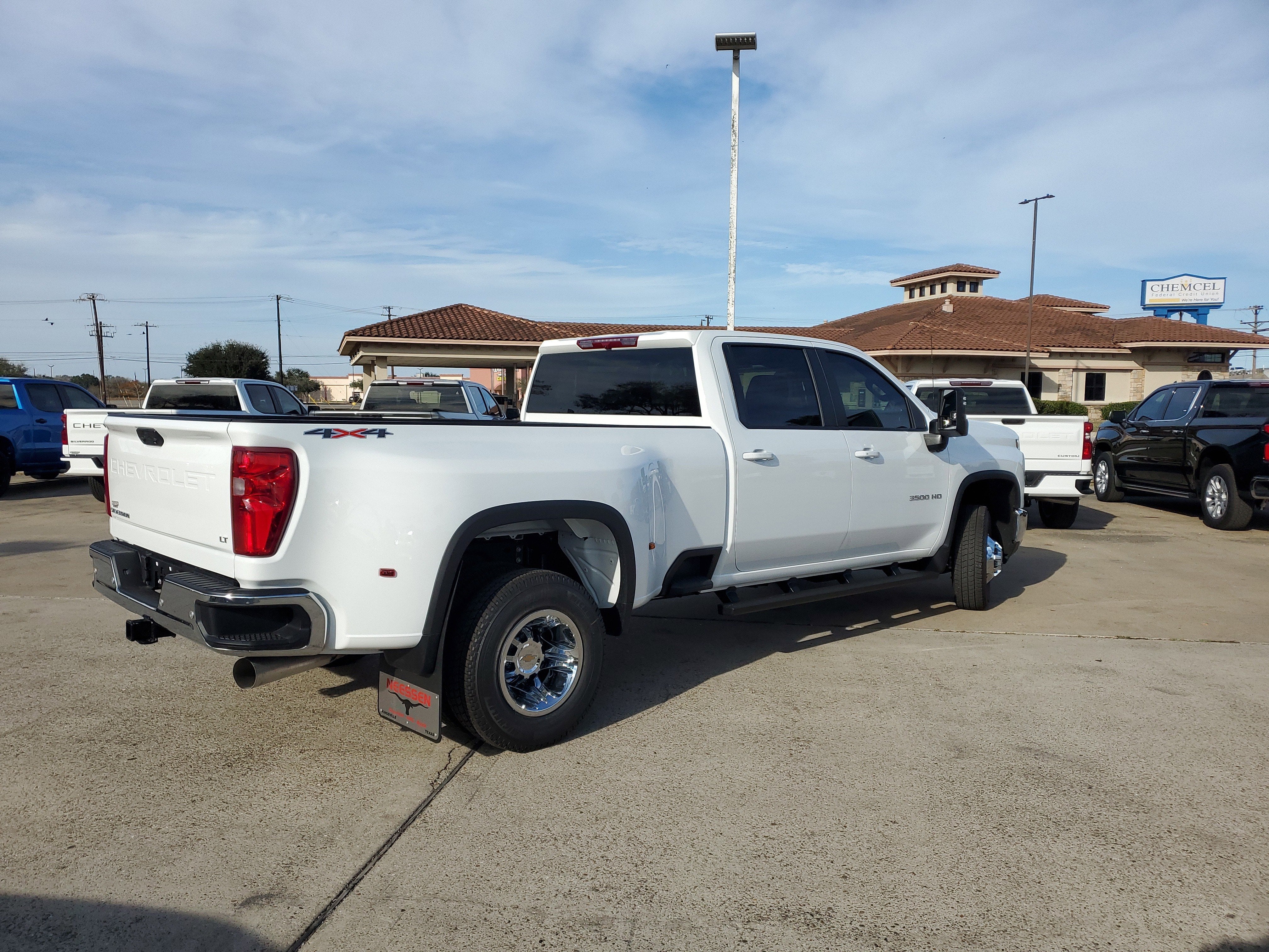 2026 Chevrolet Silverado 3500 HD LT DRW