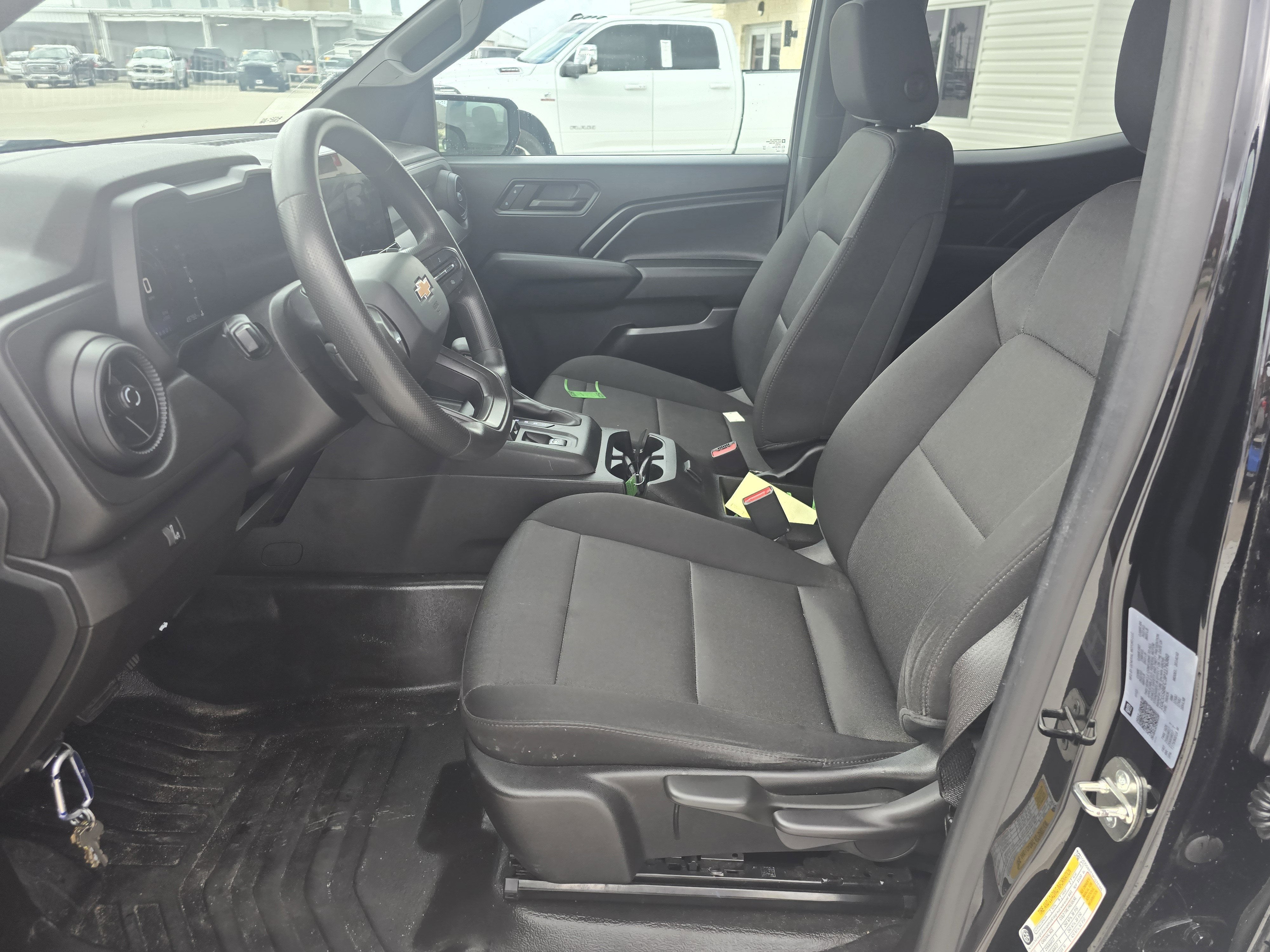 2023 Chevrolet Colorado WT