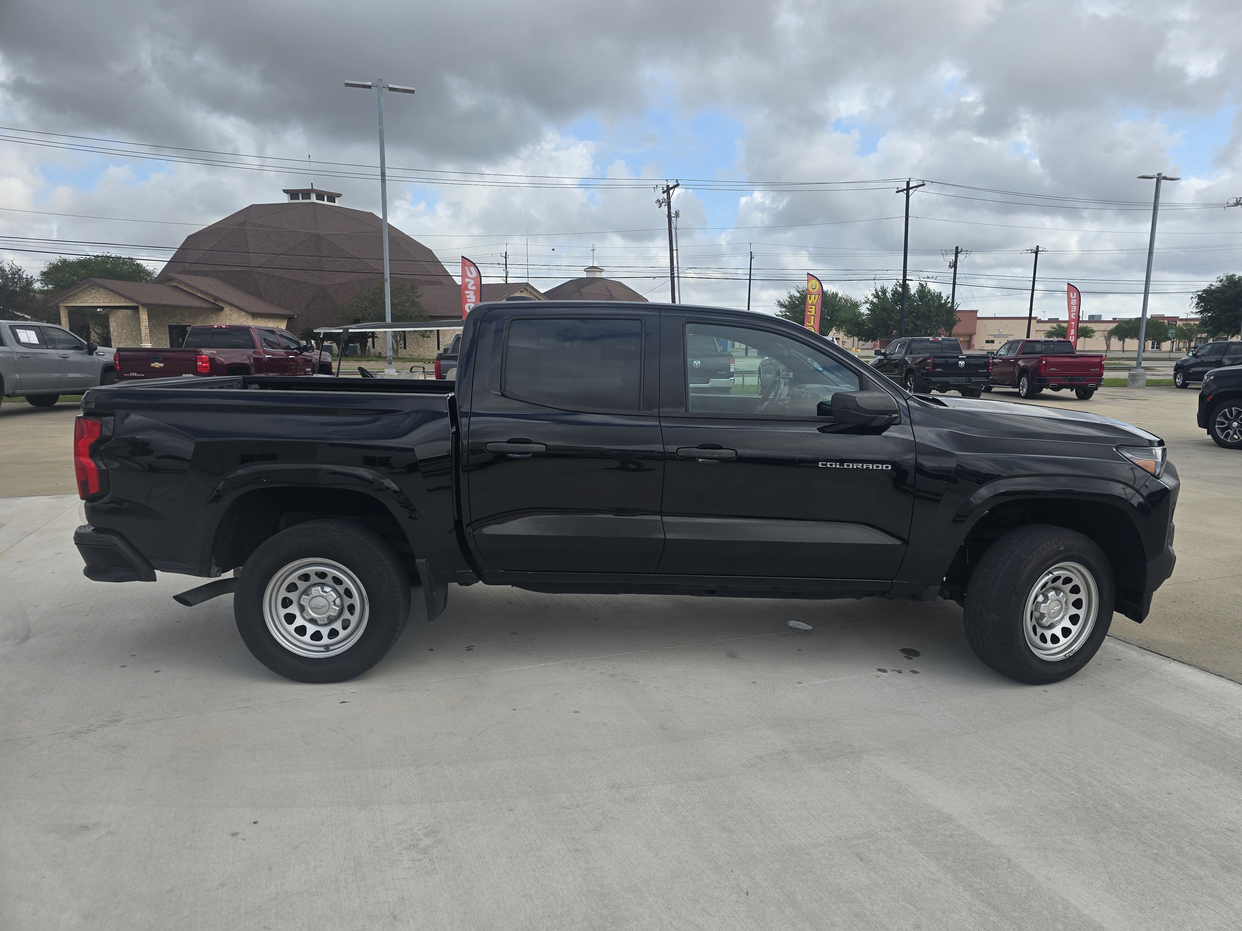2023 Chevrolet Colorado WT