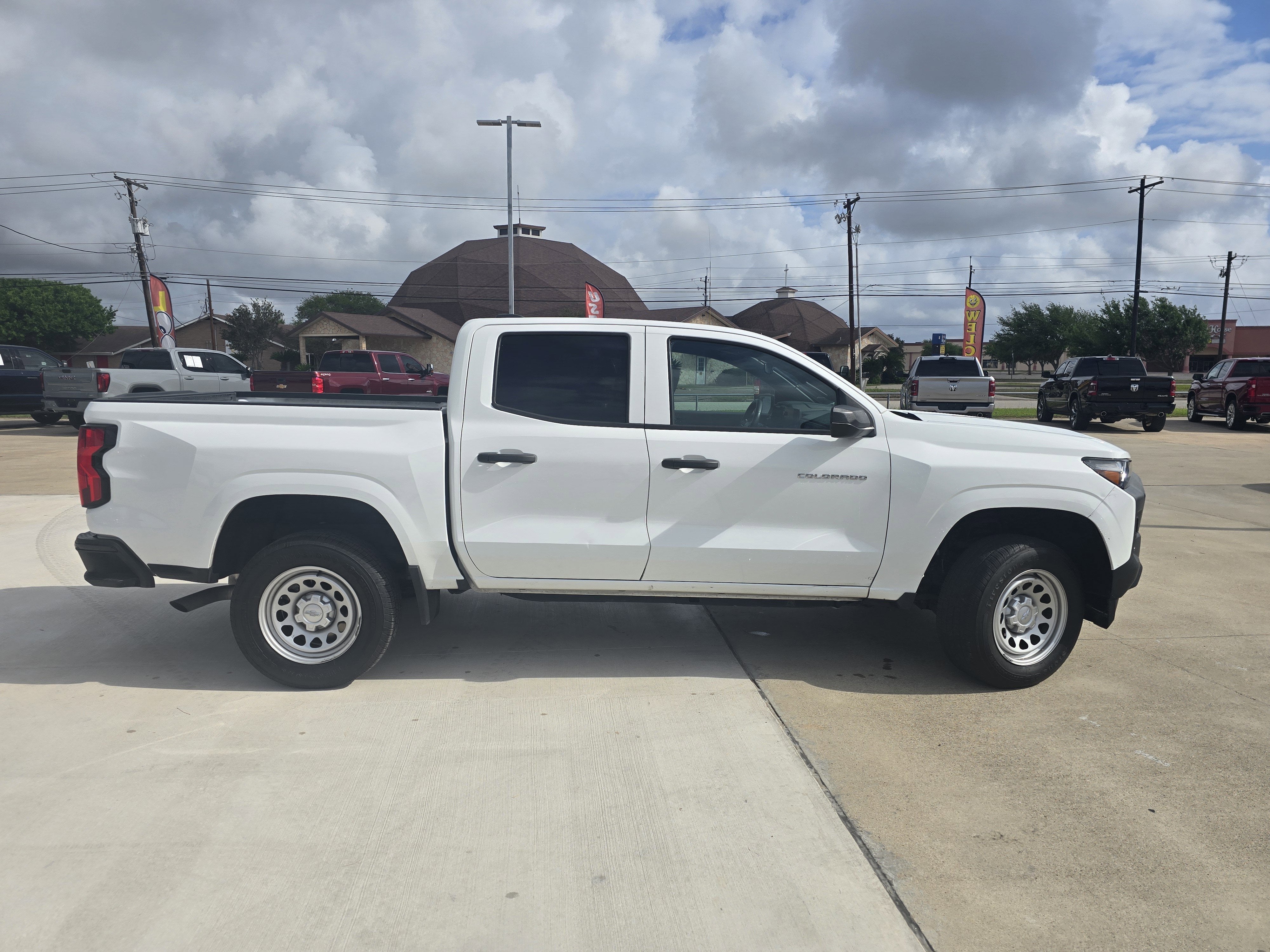 2023 Chevrolet Colorado WT