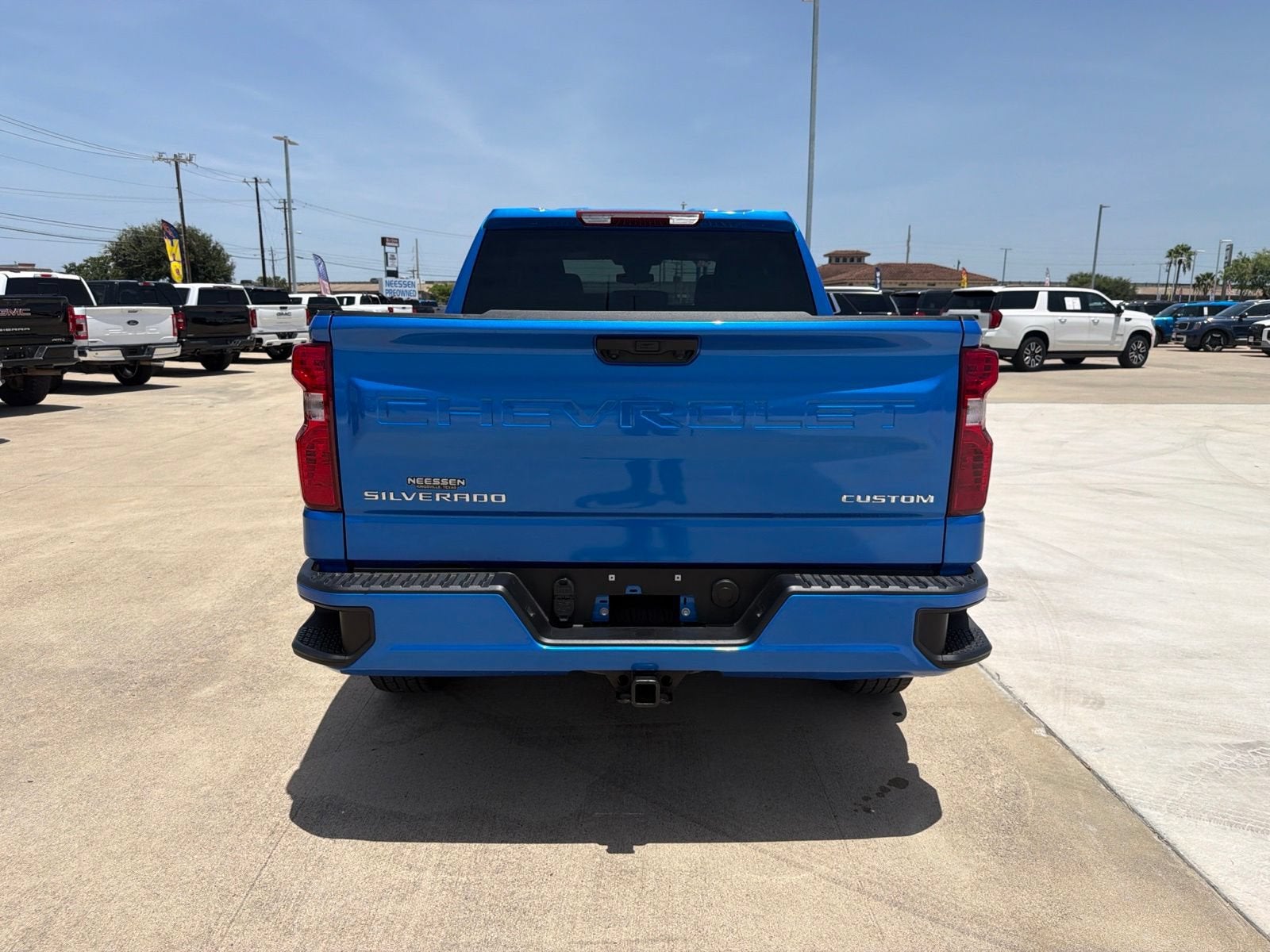 2025 Chevrolet Silverado 1500 Custom