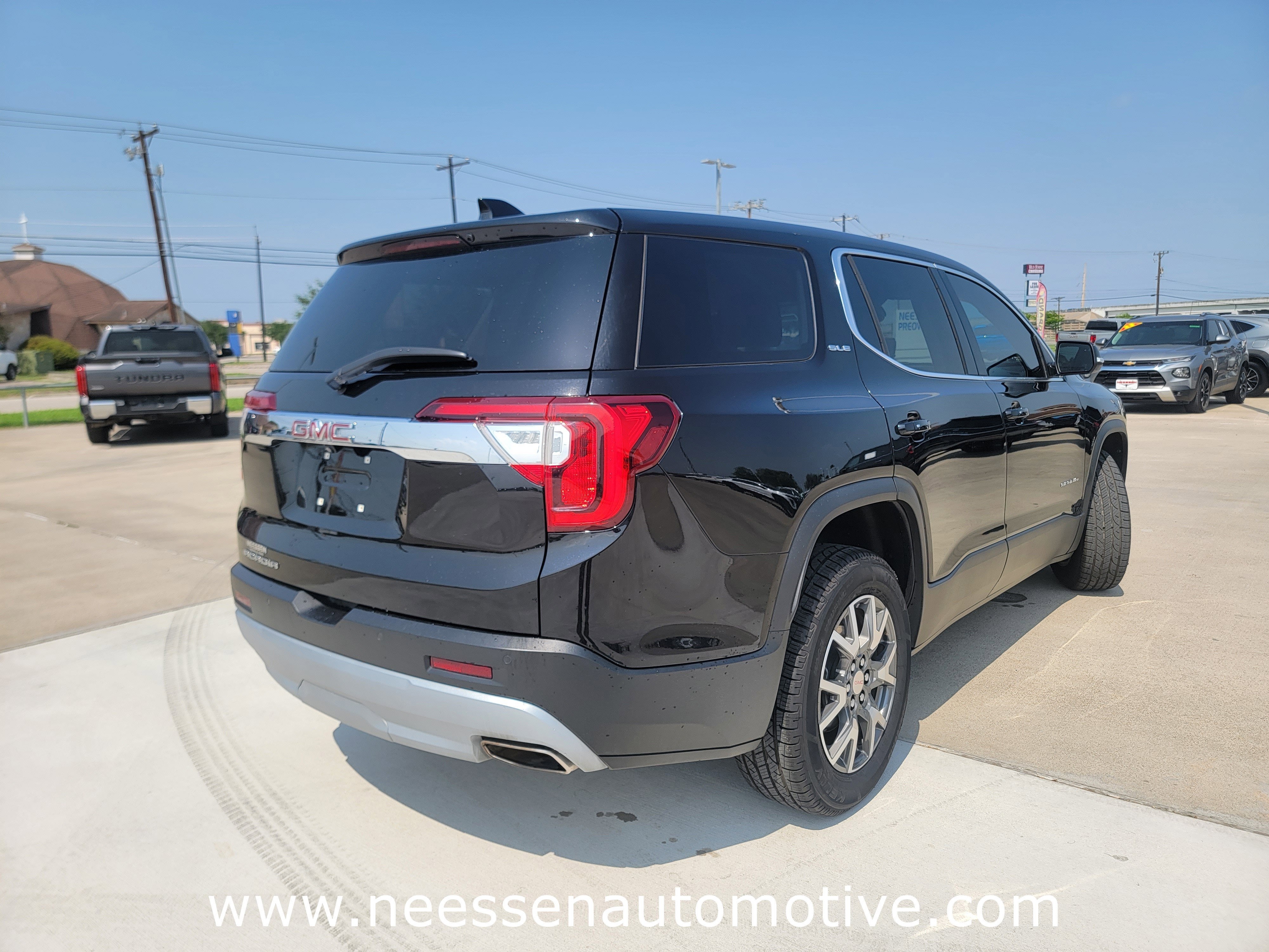 2022 GMC Acadia SLE