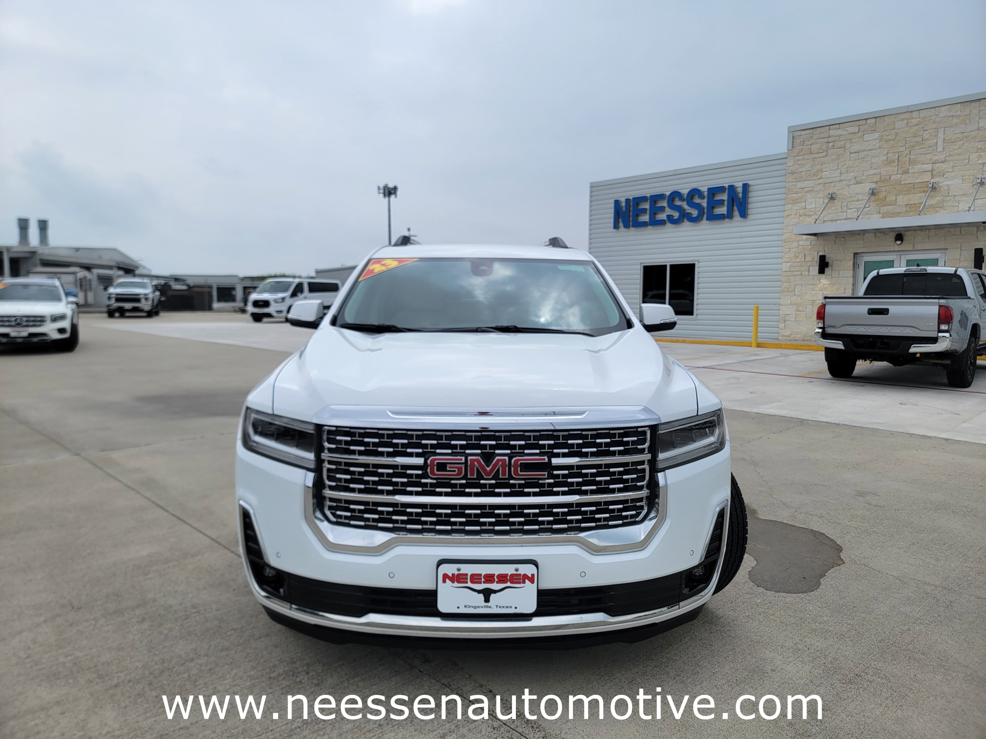 2023 GMC Acadia Denali