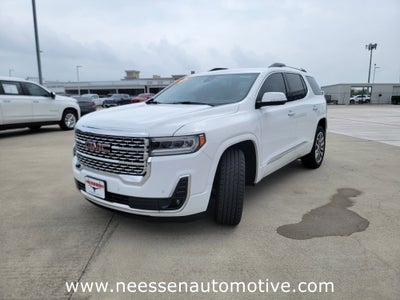 2023 GMC Acadia Denali