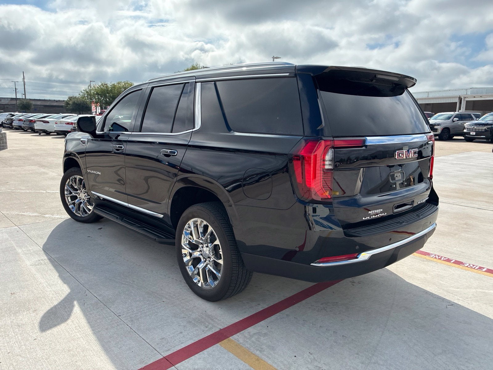 2026 GMC Yukon Elevation