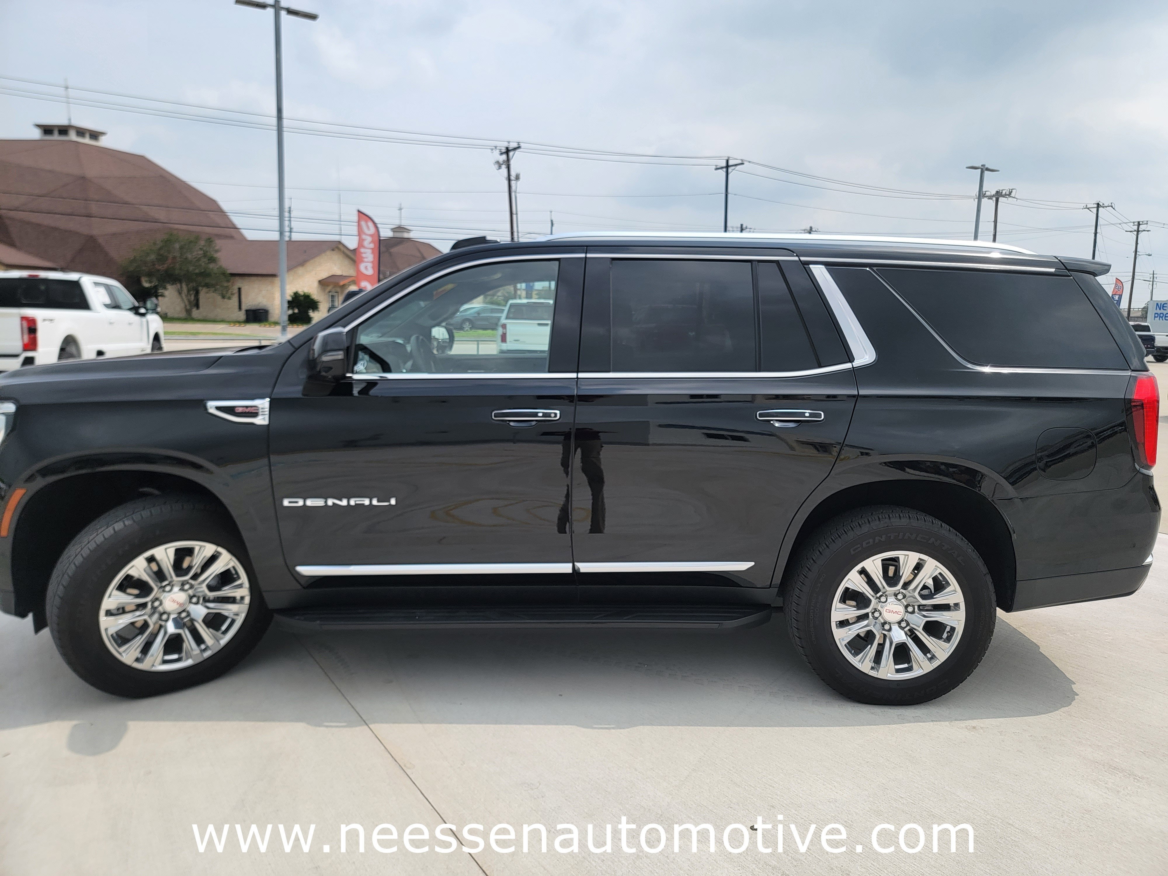 2025 GMC Yukon Denali