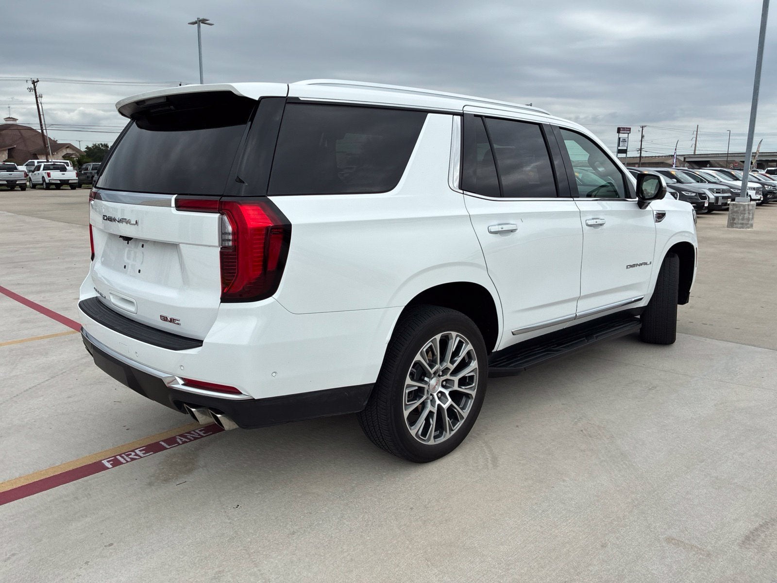 2025 GMC Yukon Denali