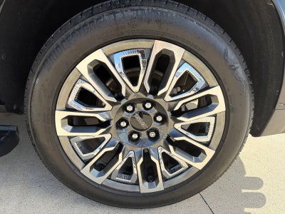 2023 GMC Yukon Denali Ultimate