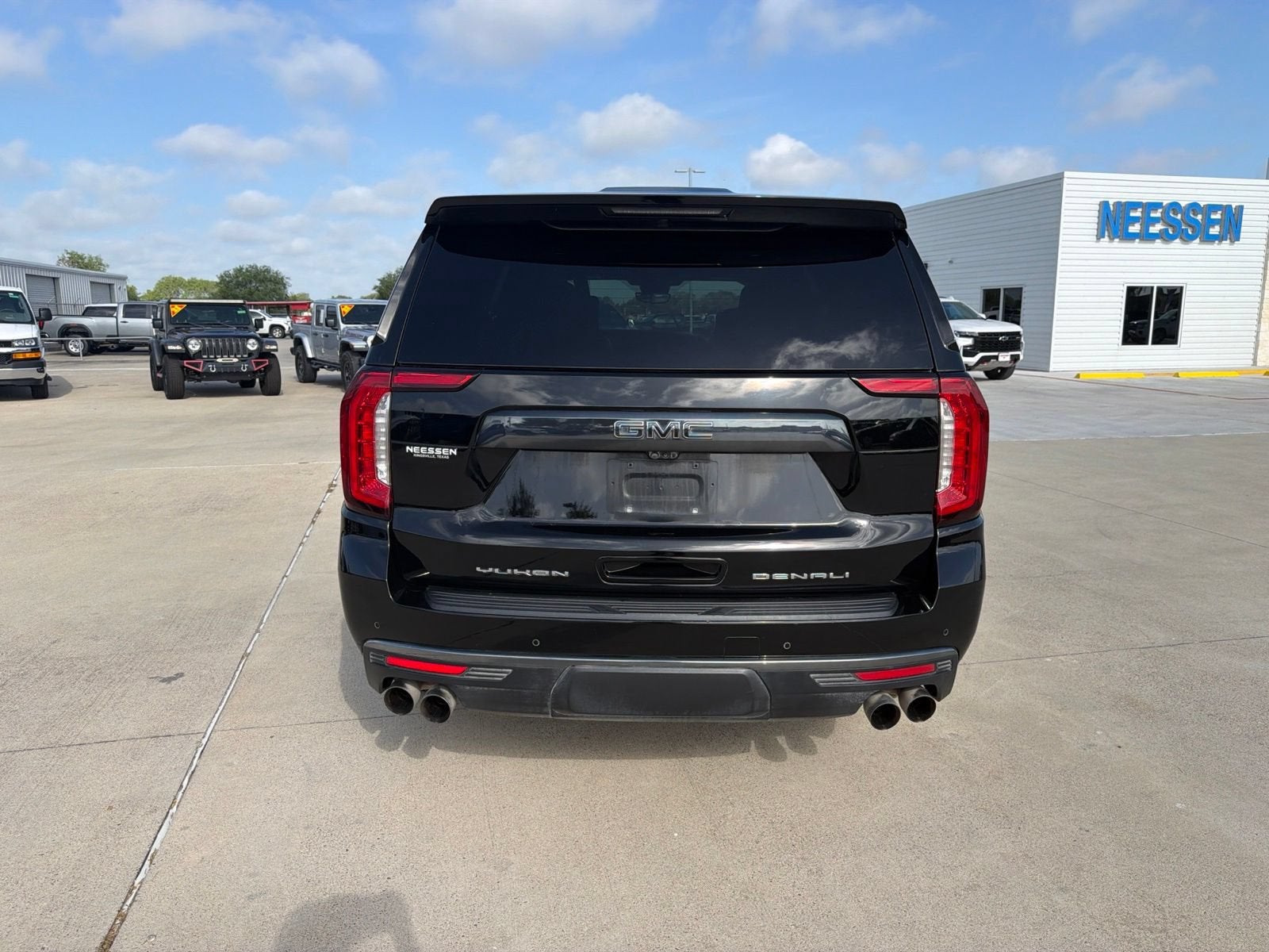 2023 GMC Yukon Denali Ultimate