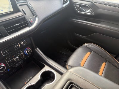2024 GMC Yukon XL AT4