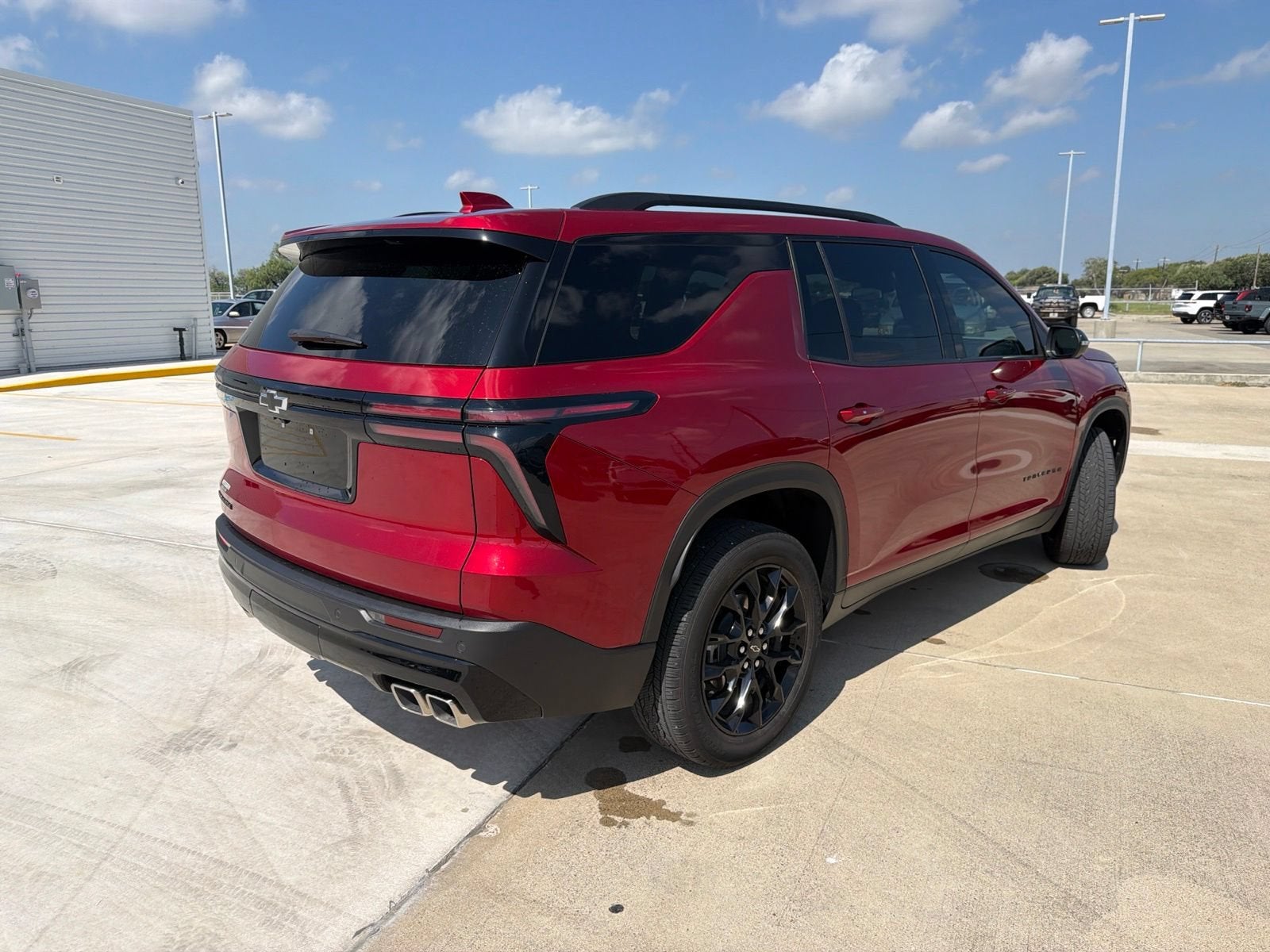2025 Chevrolet Traverse LT