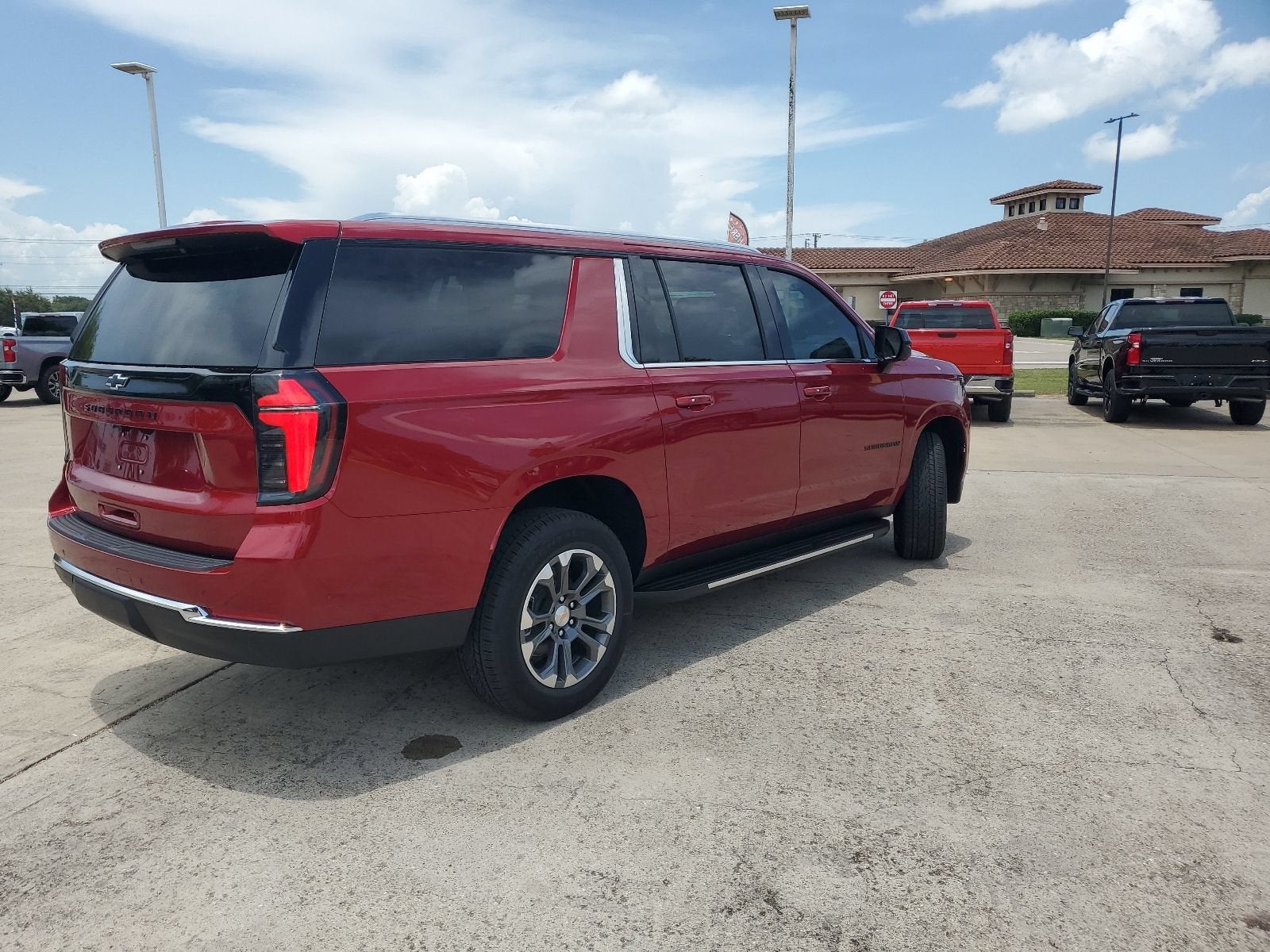 2026 Chevrolet Suburban LS