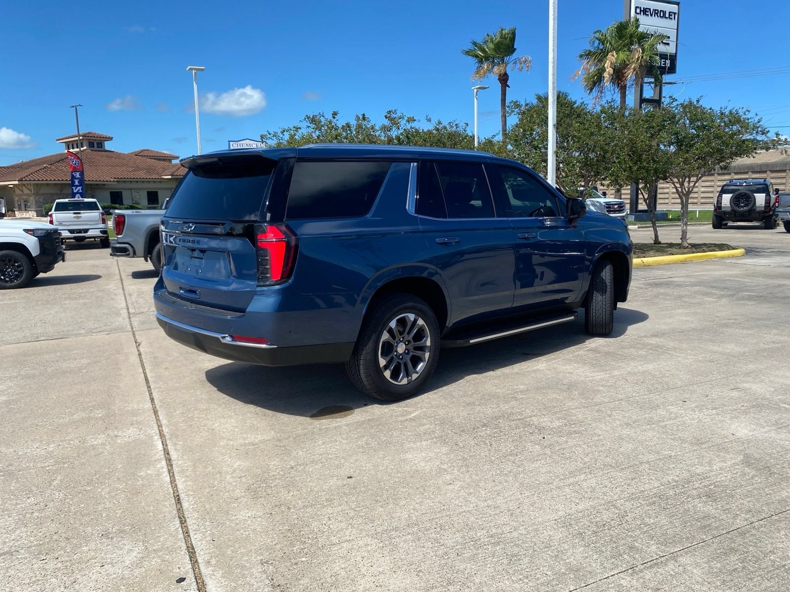 2026 Chevrolet Tahoe LS