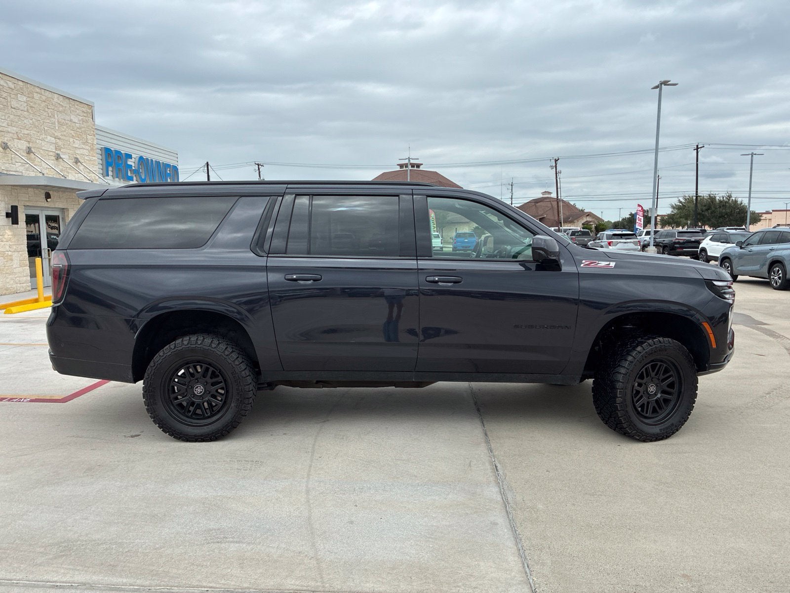 2025 Chevrolet Suburban Z71