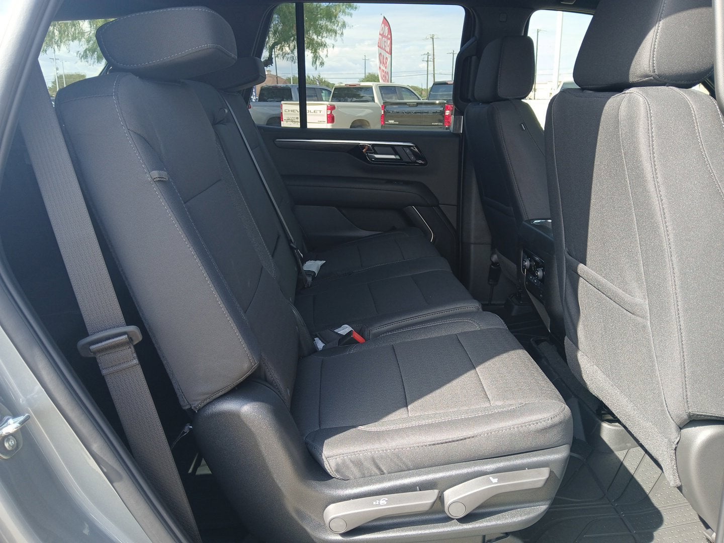 2027 Chevrolet Tahoe LS
