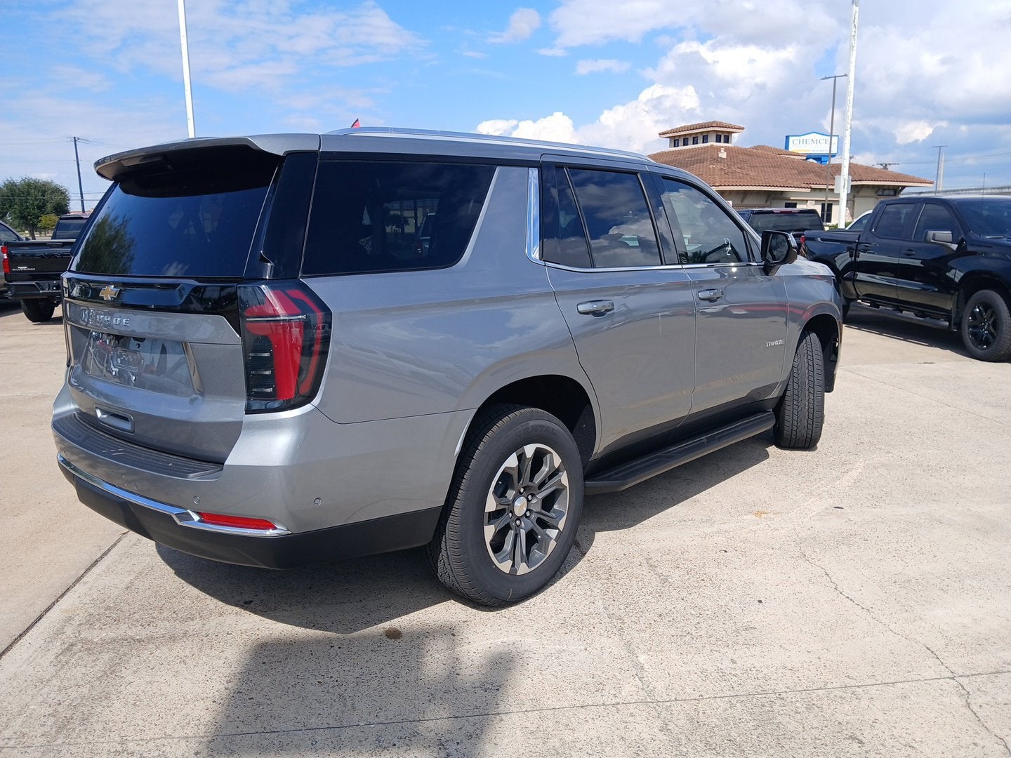 2027 Chevrolet Tahoe LS
