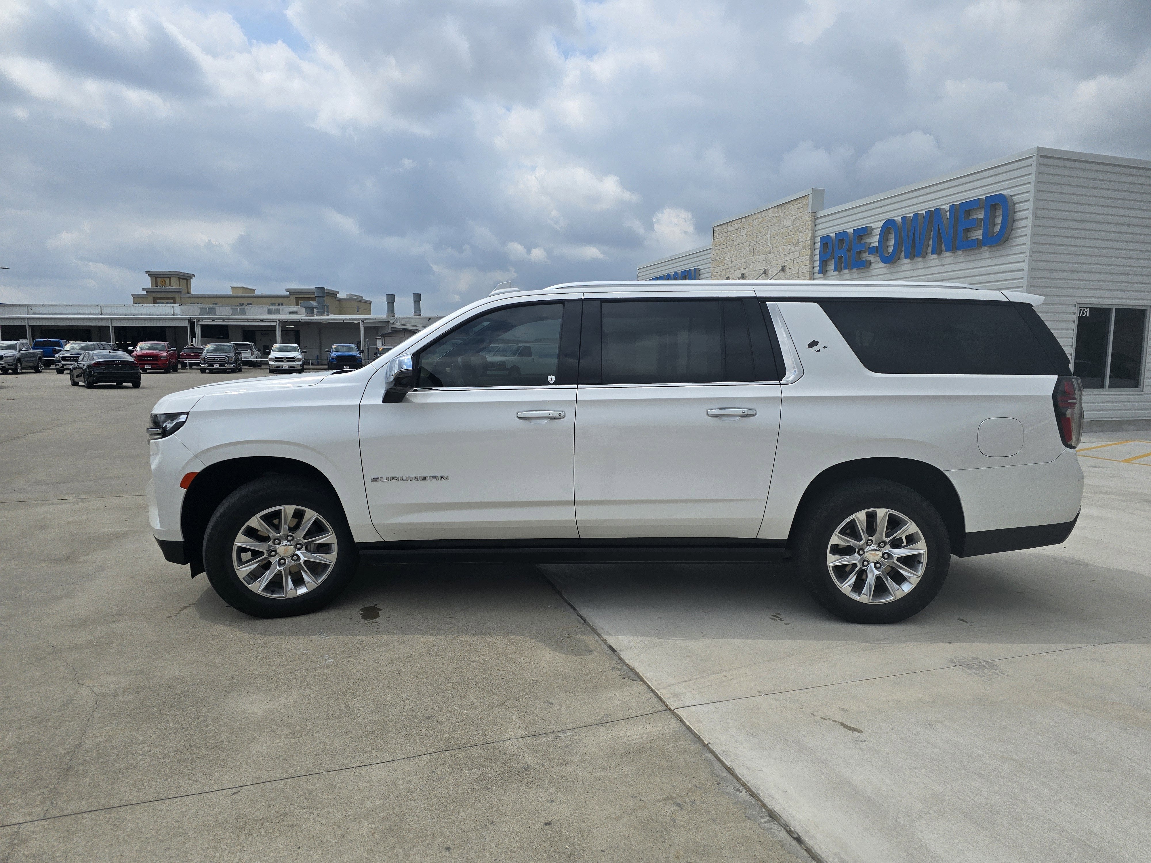 2024 Chevrolet Suburban Premier