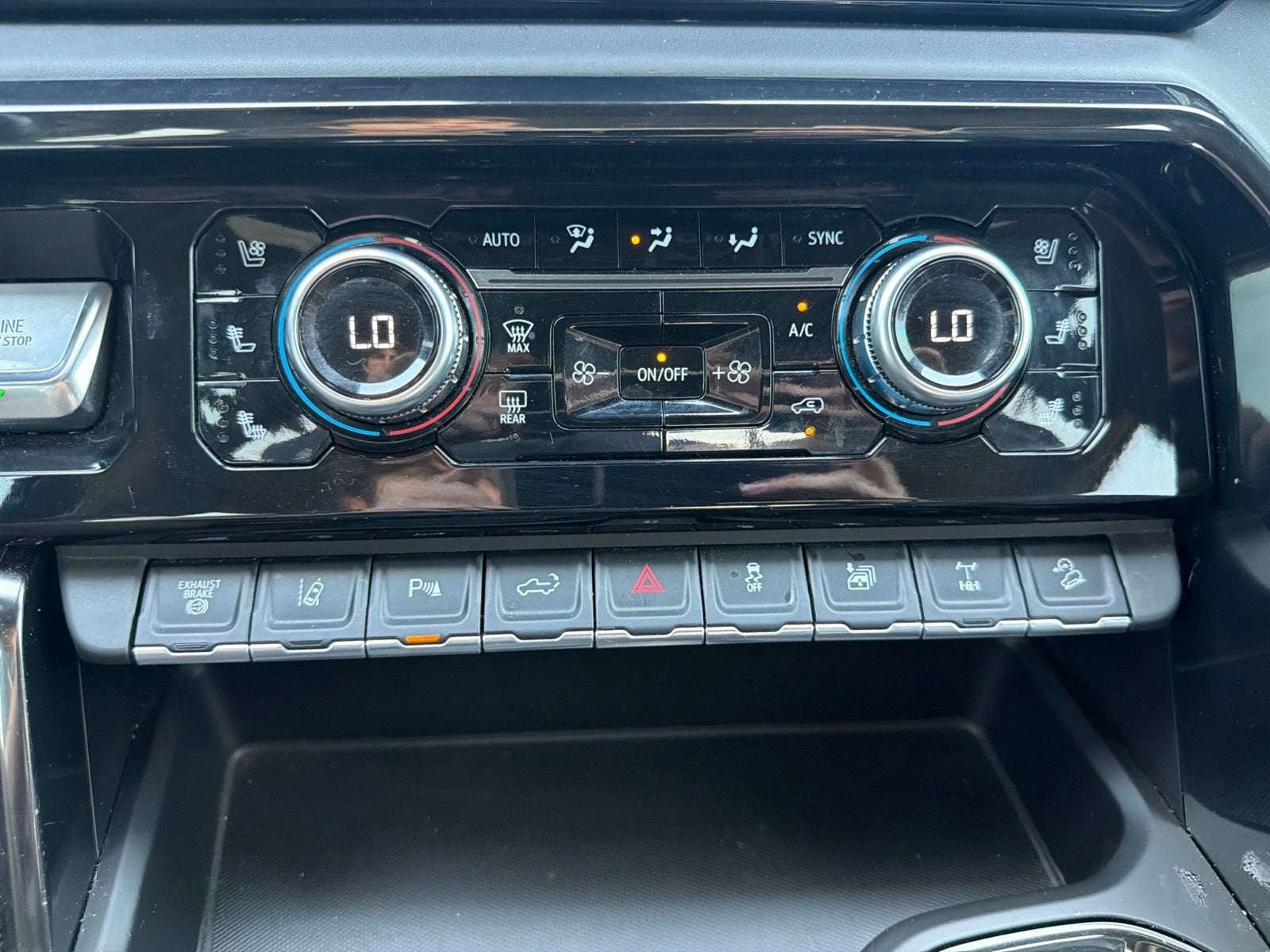 2024 GMC Sierra 2500 HD AT4X