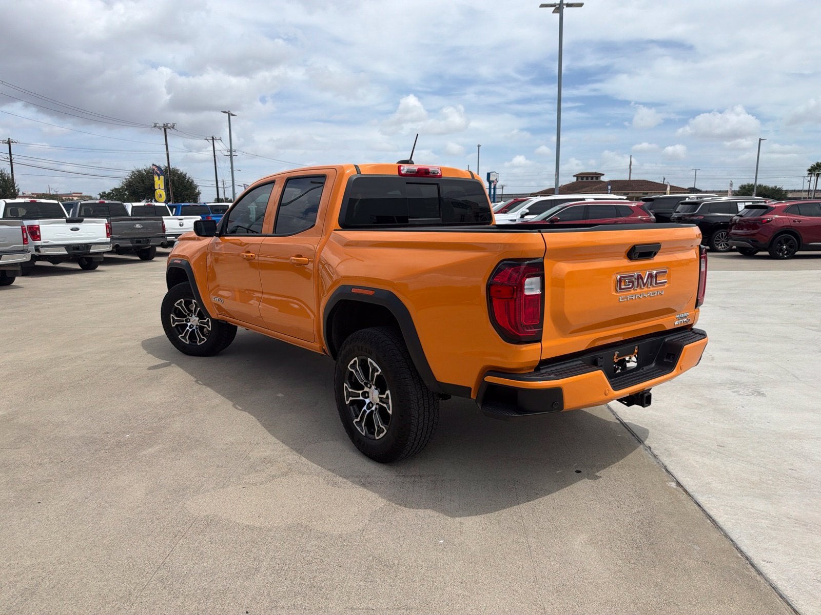 2025 GMC Canyon AT4