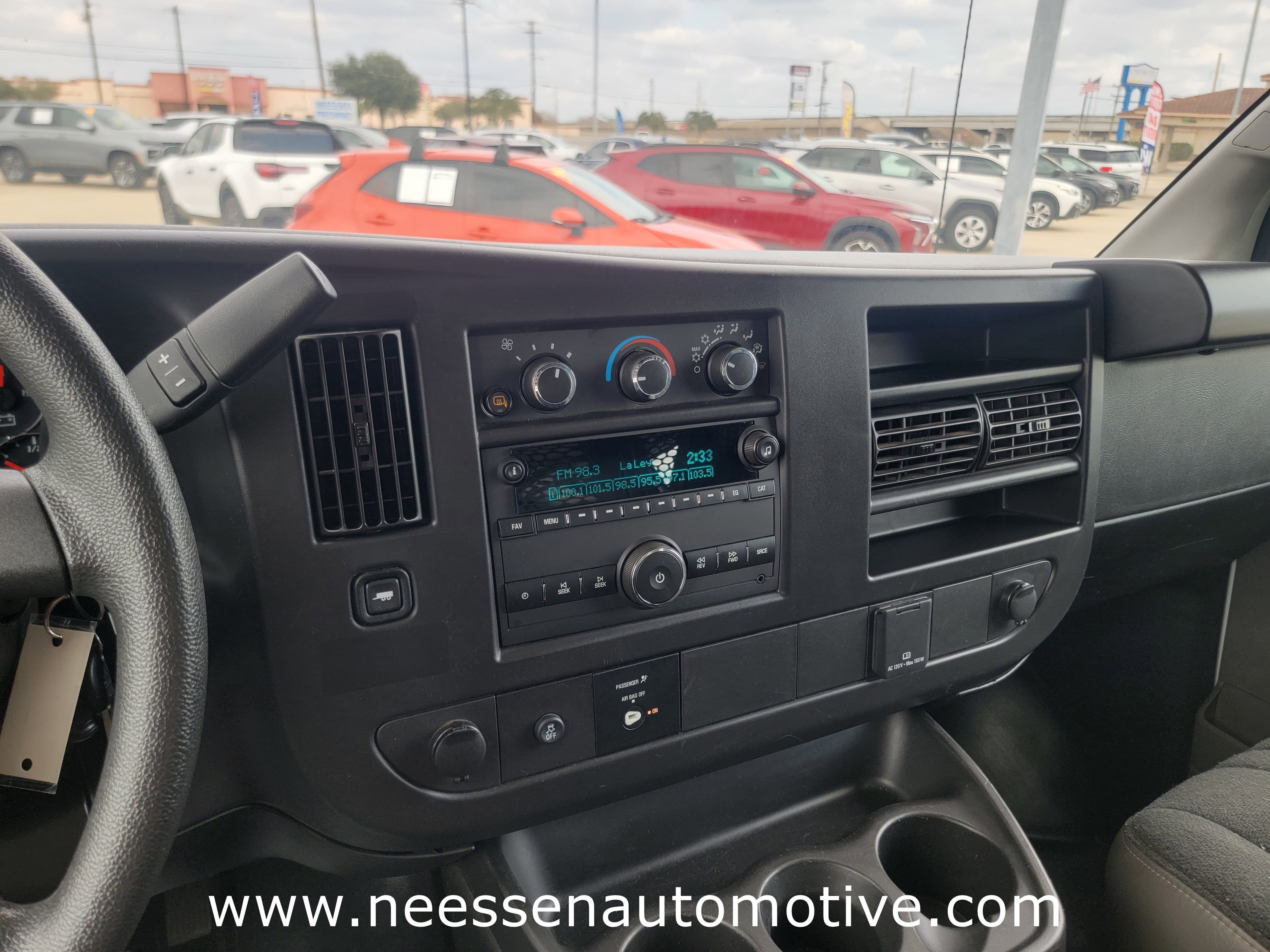 2024 GMC Savana Cargo 2500 Work Van