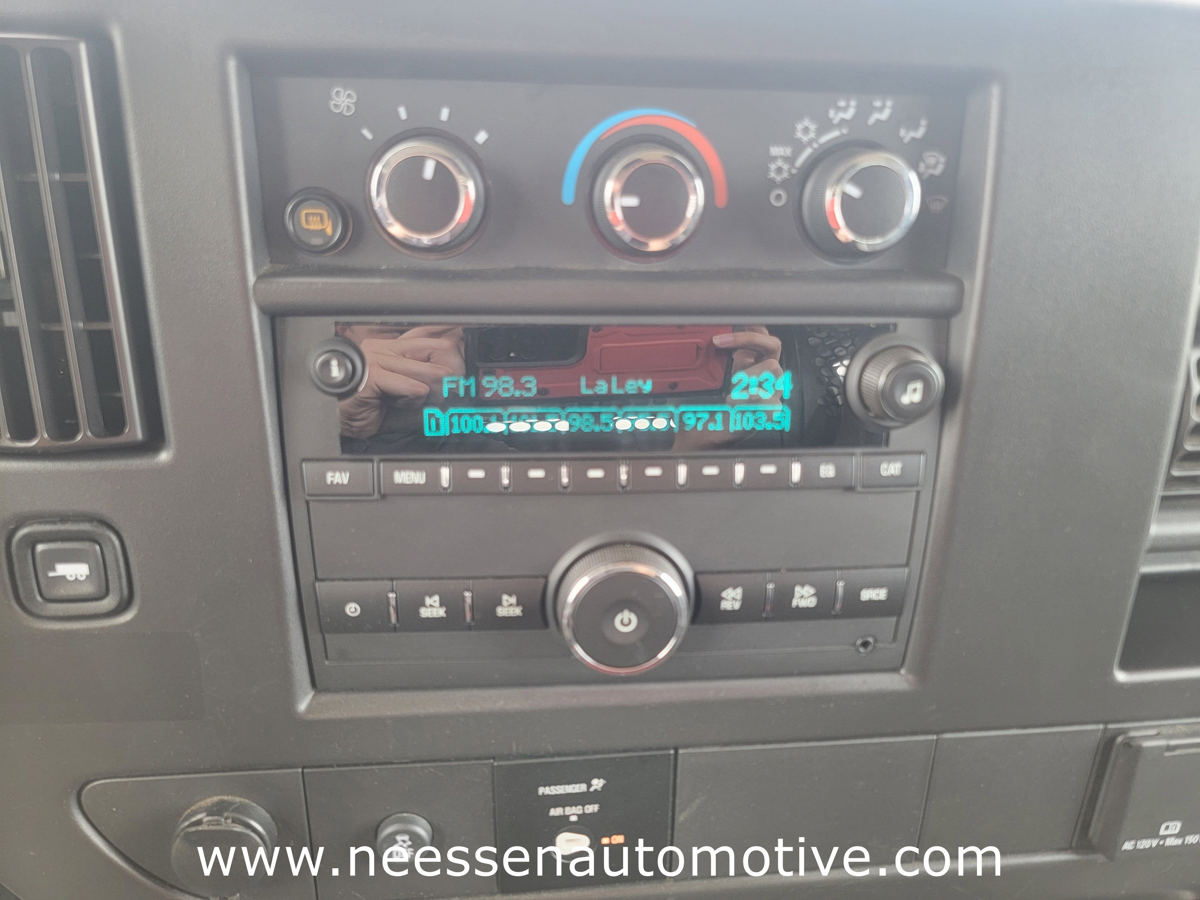 2024 GMC Savana Cargo 2500 Work Van