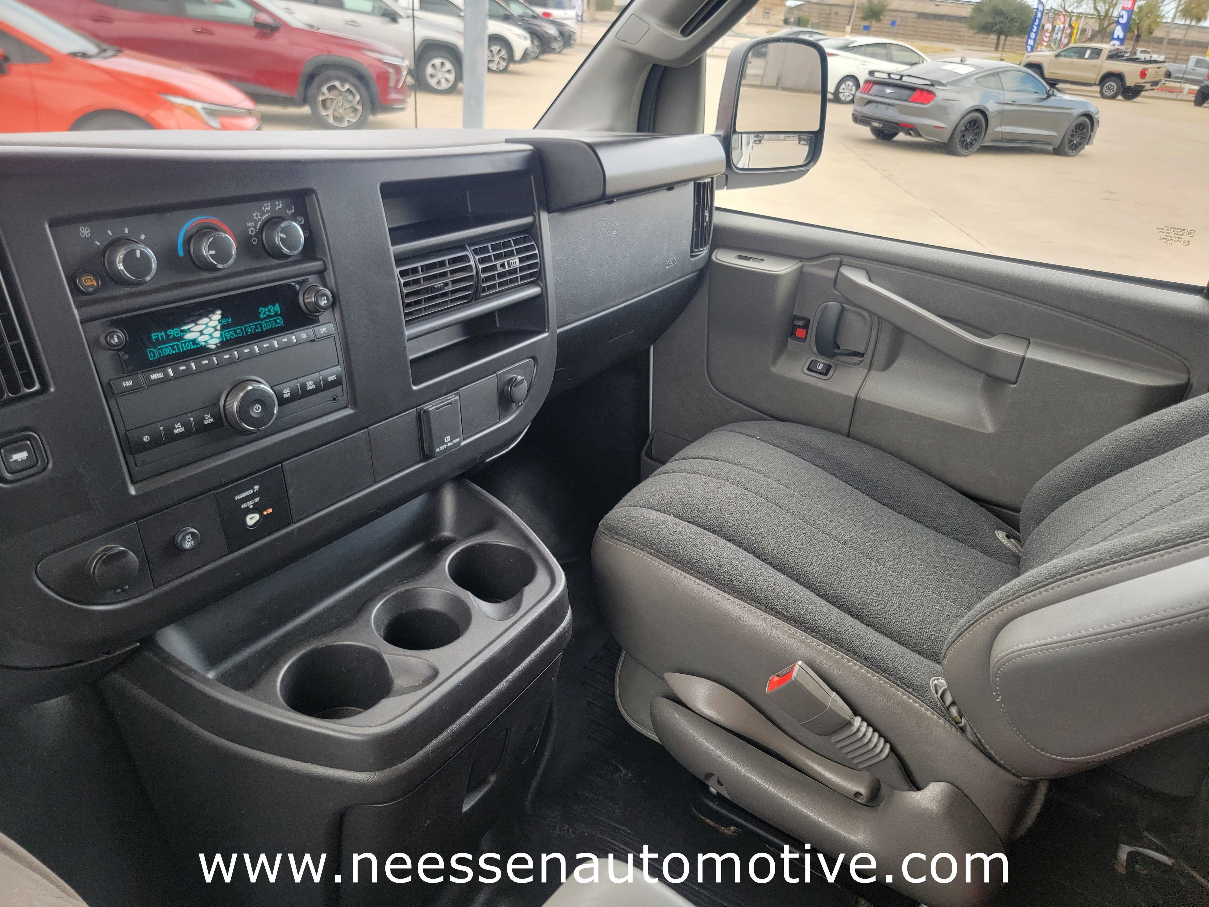 2024 GMC Savana Cargo 2500 Work Van