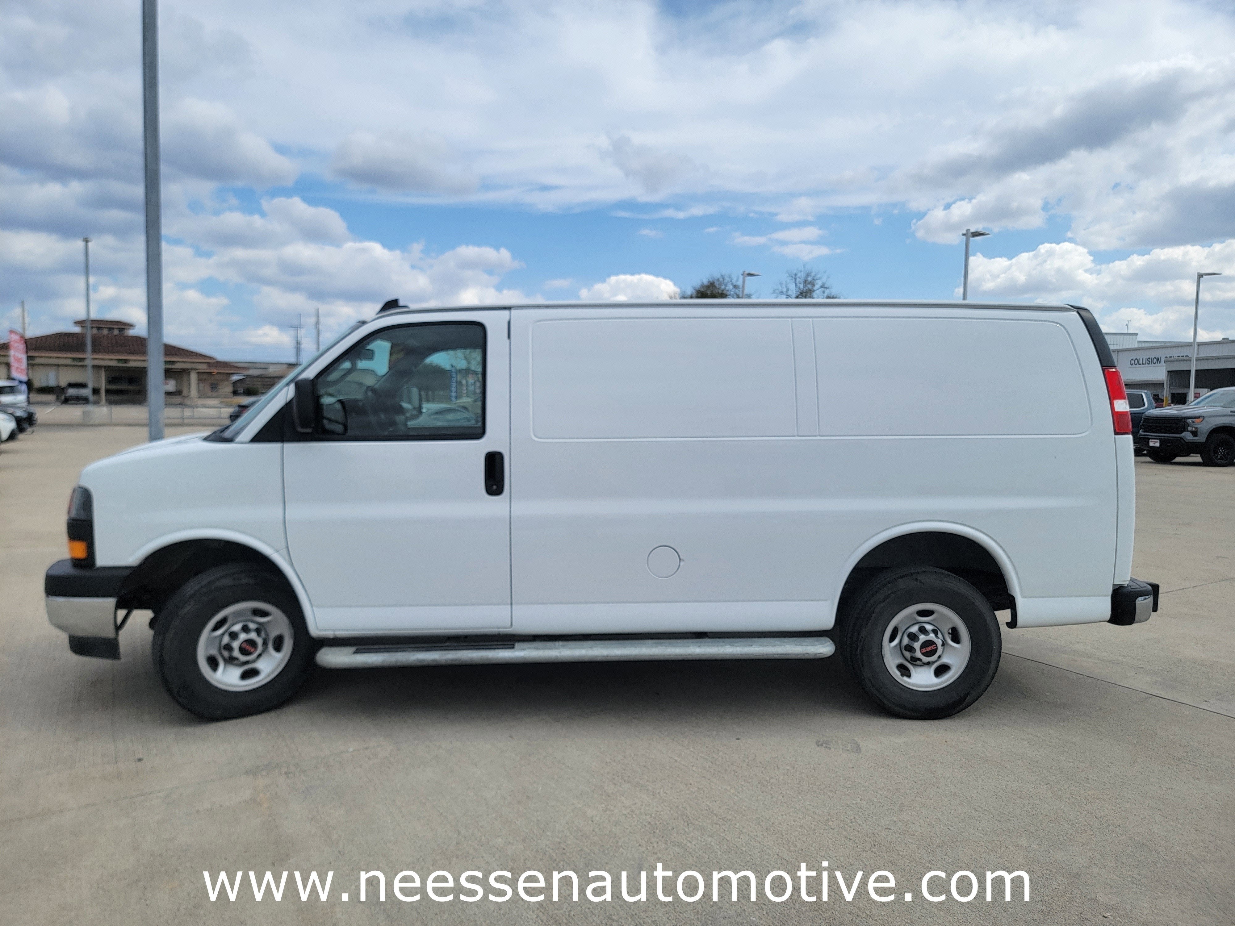 2024 GMC Savana Cargo 2500 Work Van