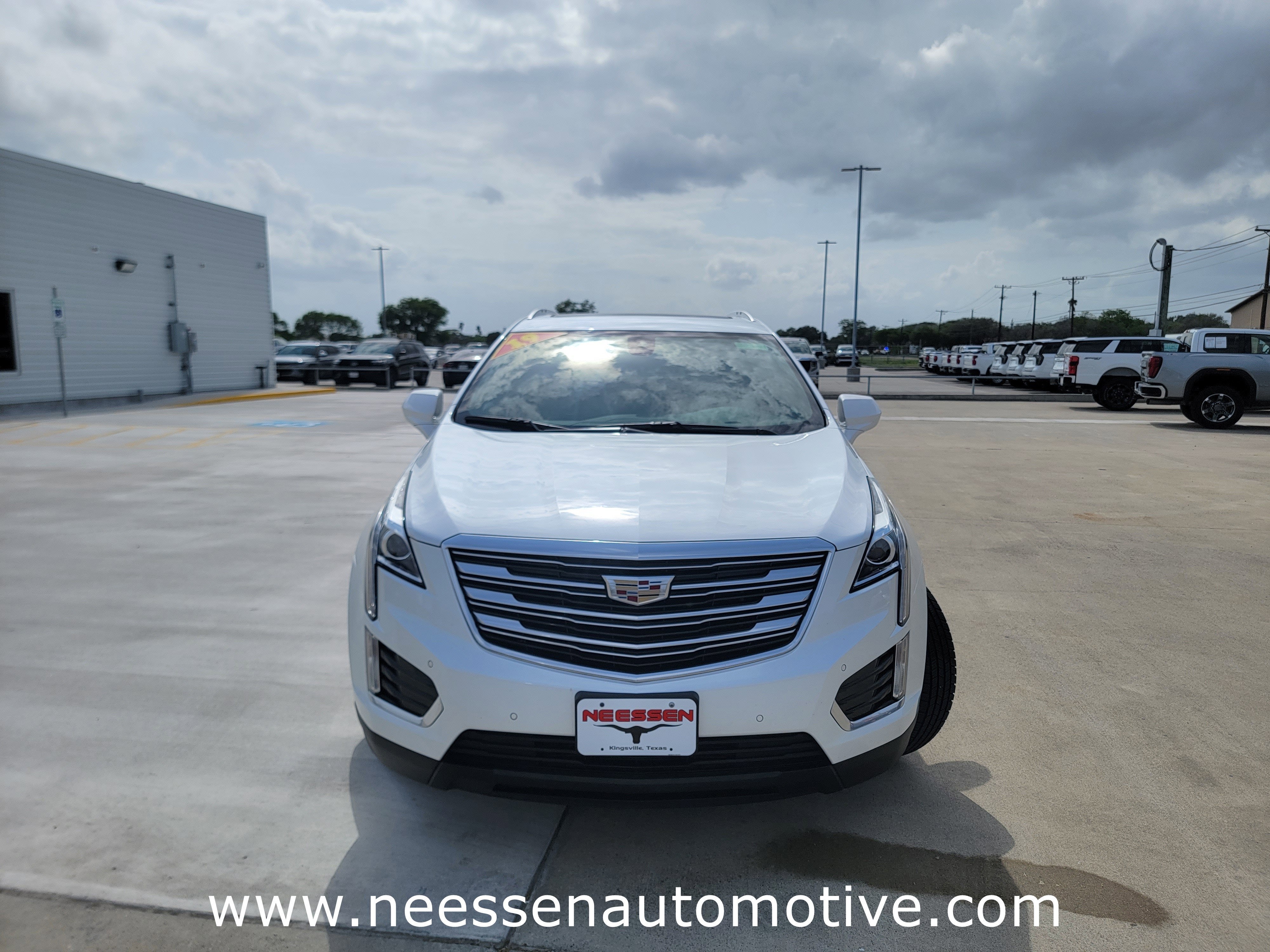 Used 2019 Cadillac XT5 Luxury with VIN 1GYKNCRS2KZ203562 for sale in Kingsville, TX