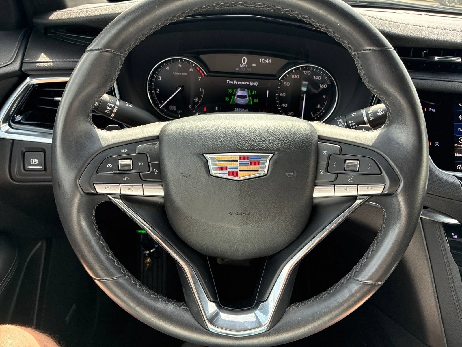2023 Cadillac XT6 Luxury