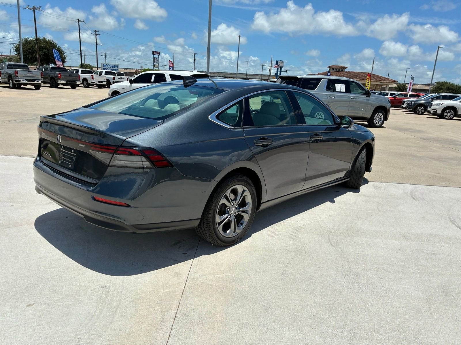 2023 Honda Accord Sedan EX