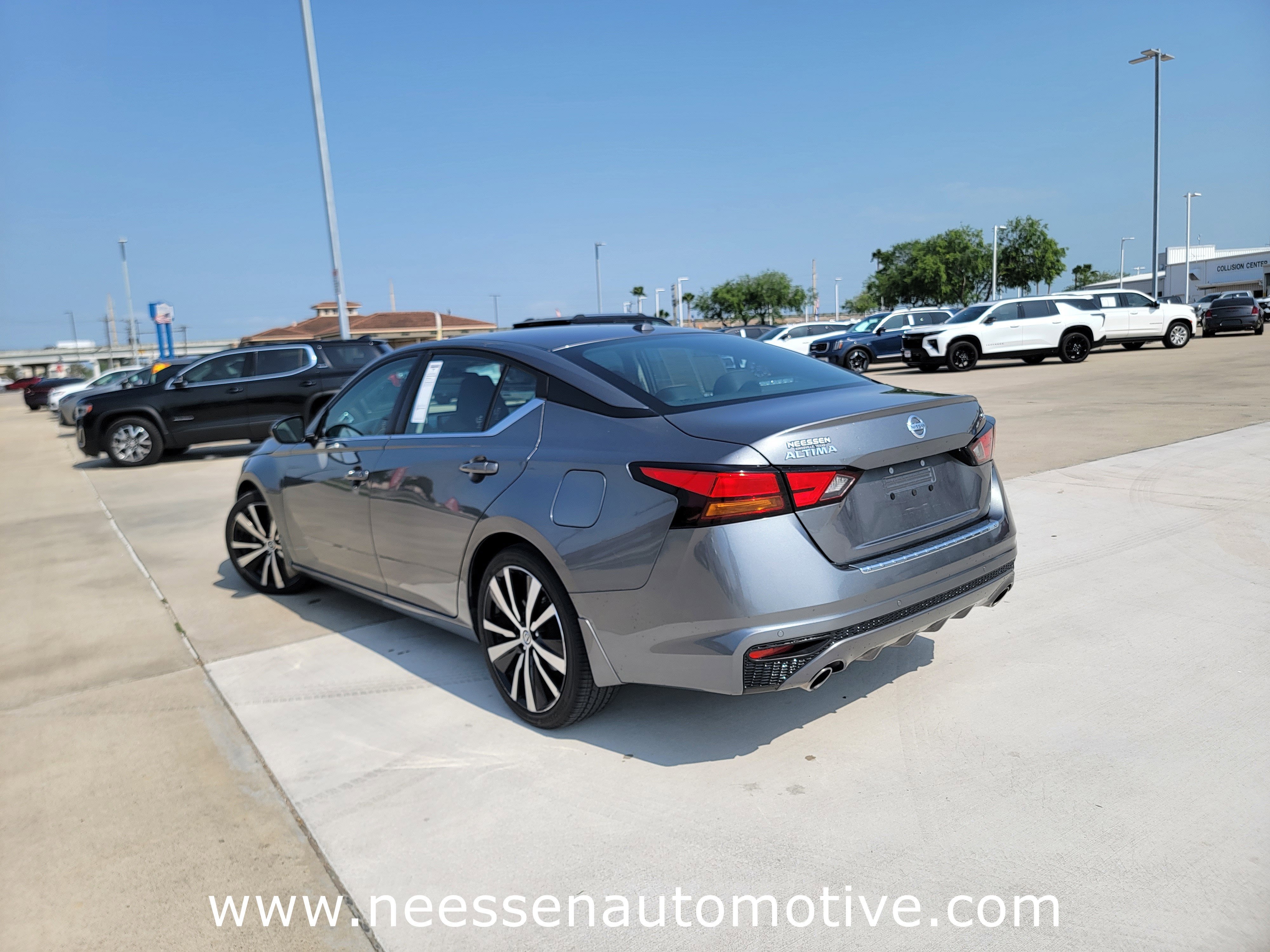 2021 Nissan Altima 2.5 SR