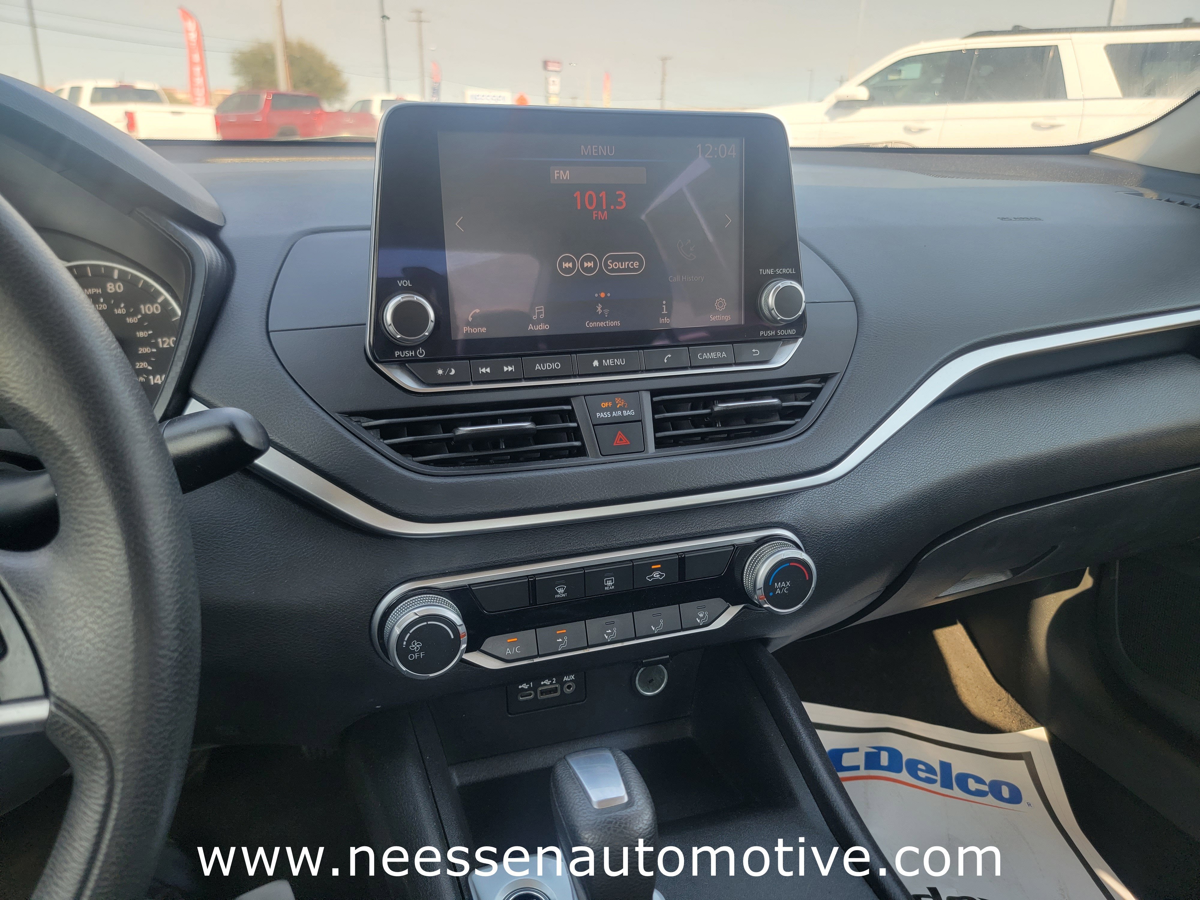 2022 Nissan Altima 2.5 SV