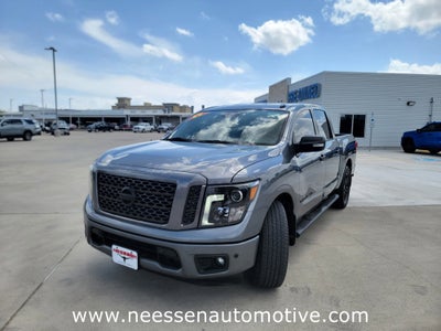 2019 Nissan Titan SV