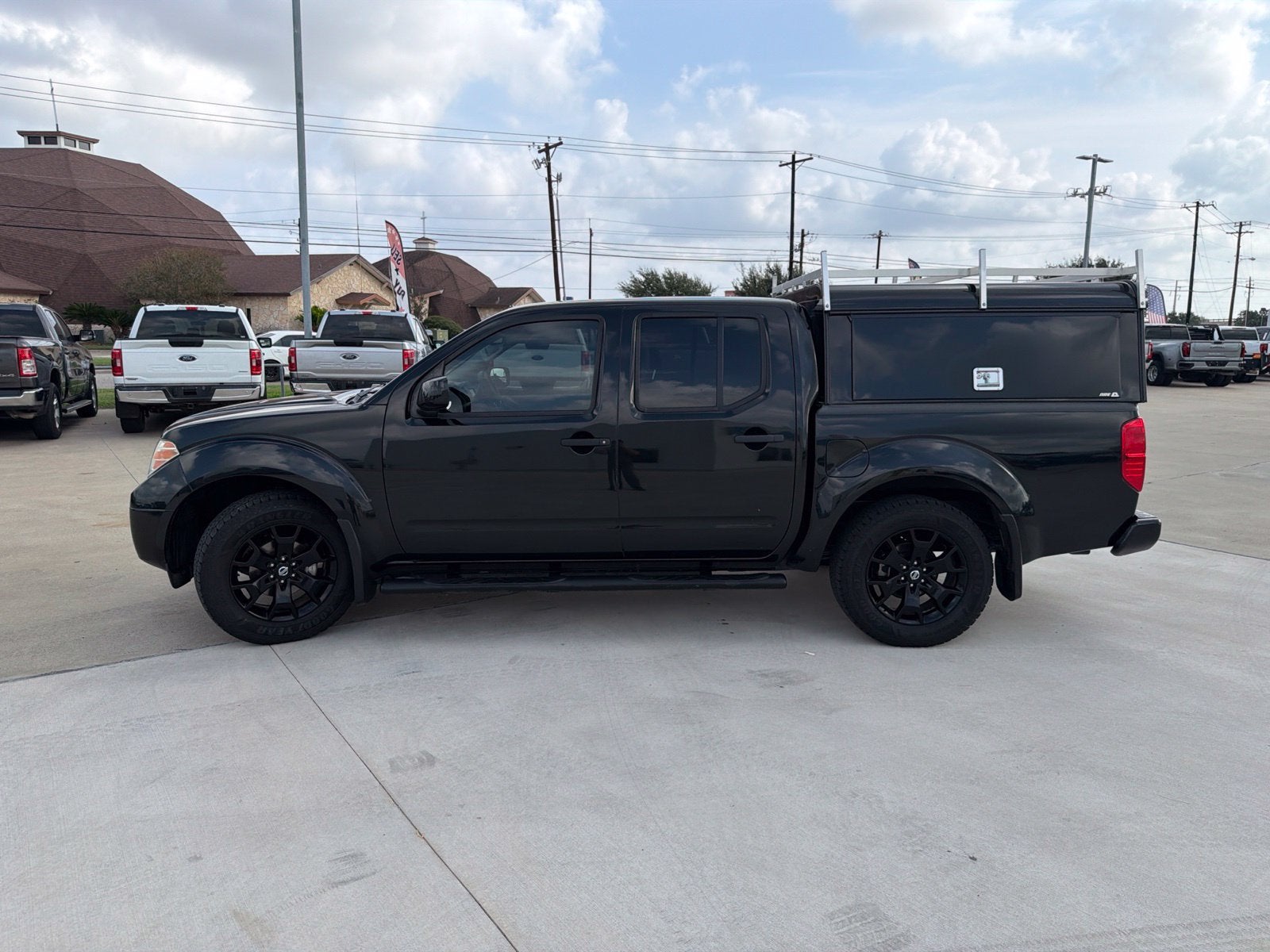 2020 Nissan Frontier SV