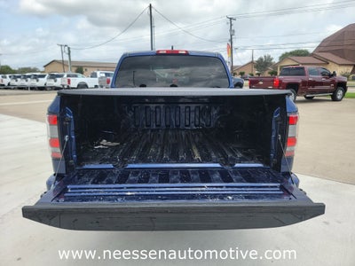 2022 Nissan Frontier SV