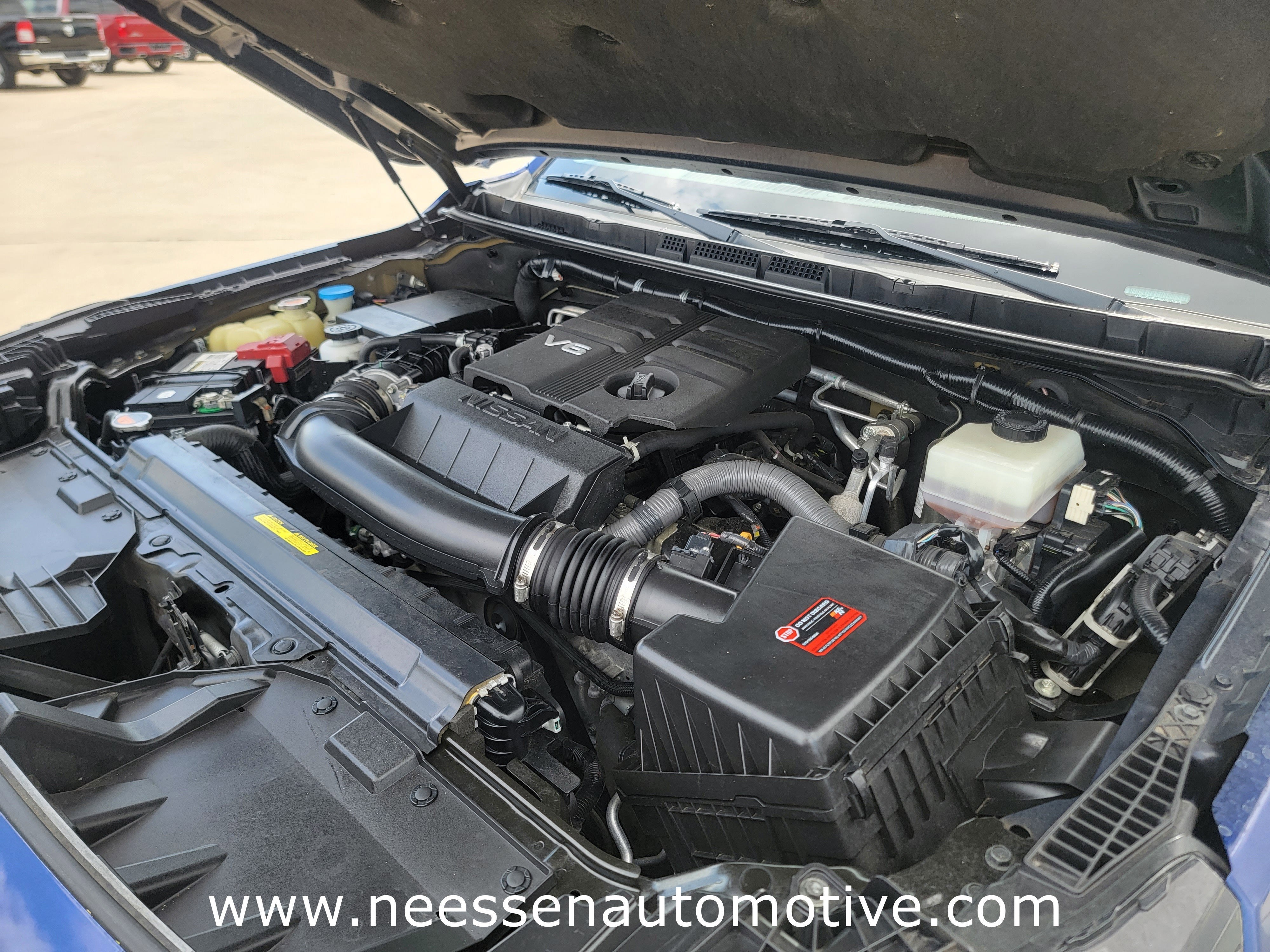 2022 Nissan Frontier SV