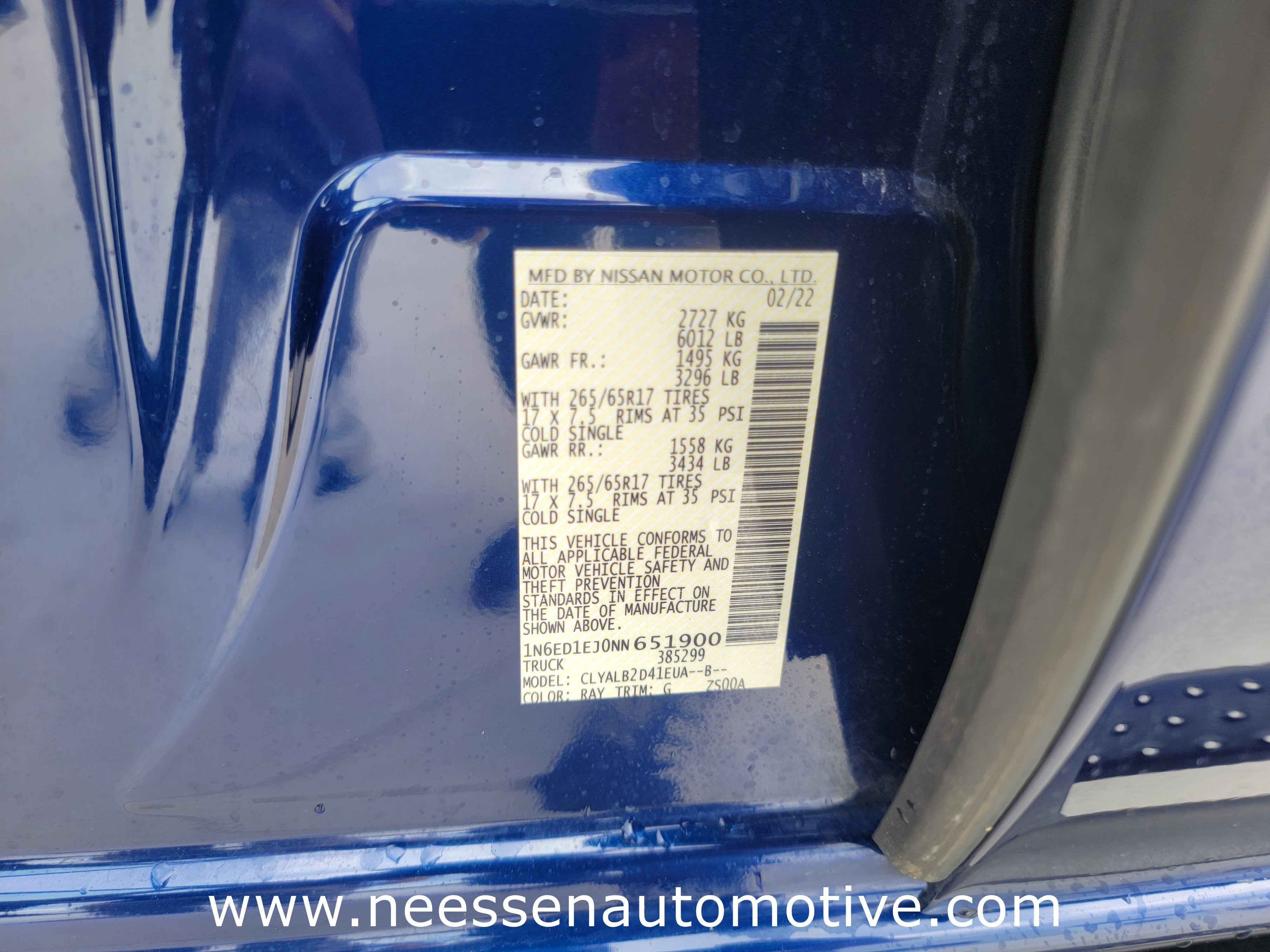 2022 Nissan Frontier SV