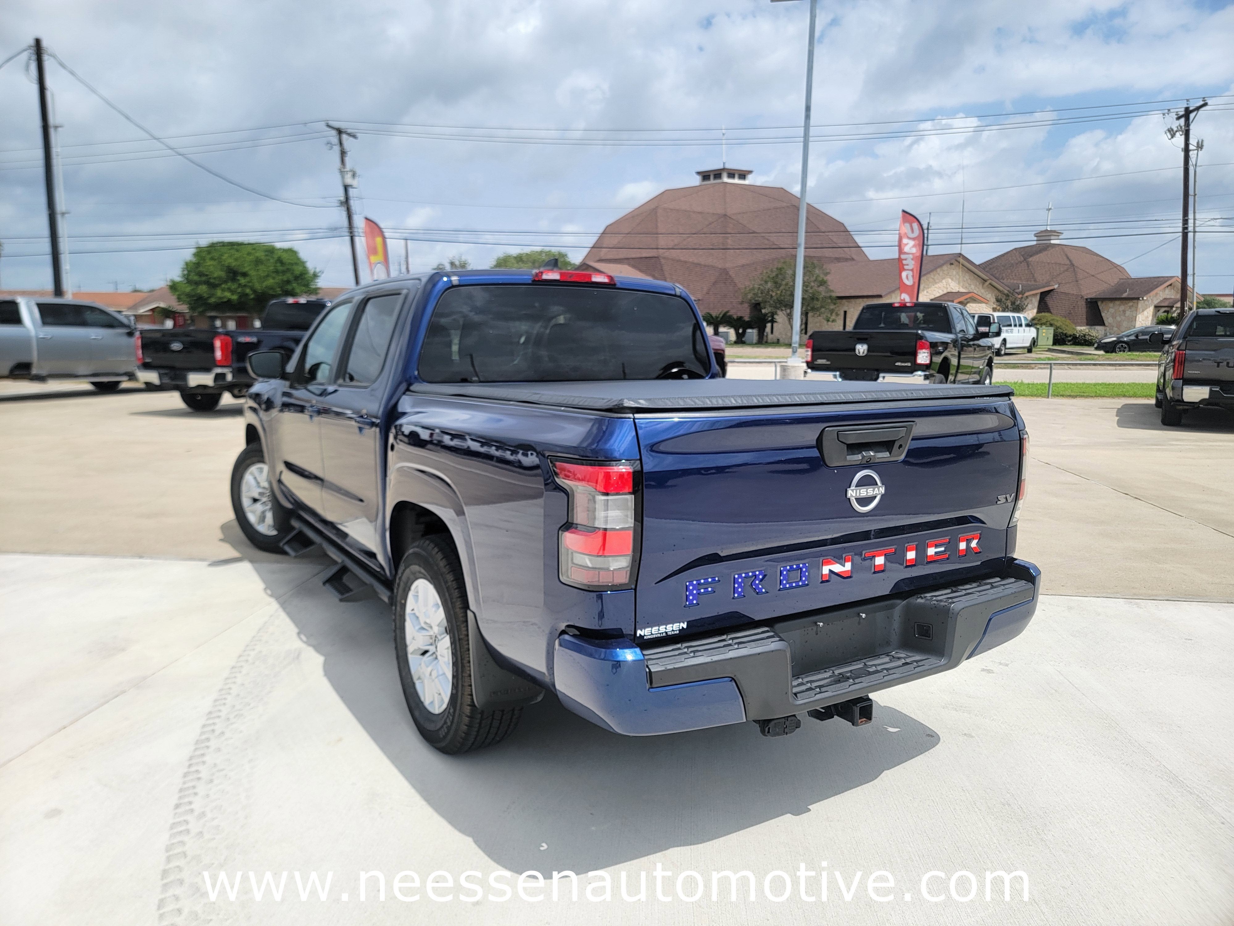 2022 Nissan Frontier SV