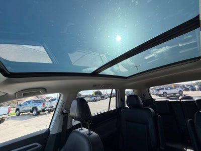 2022 Volkswagen Atlas 3.6L V6 SEL R-Line