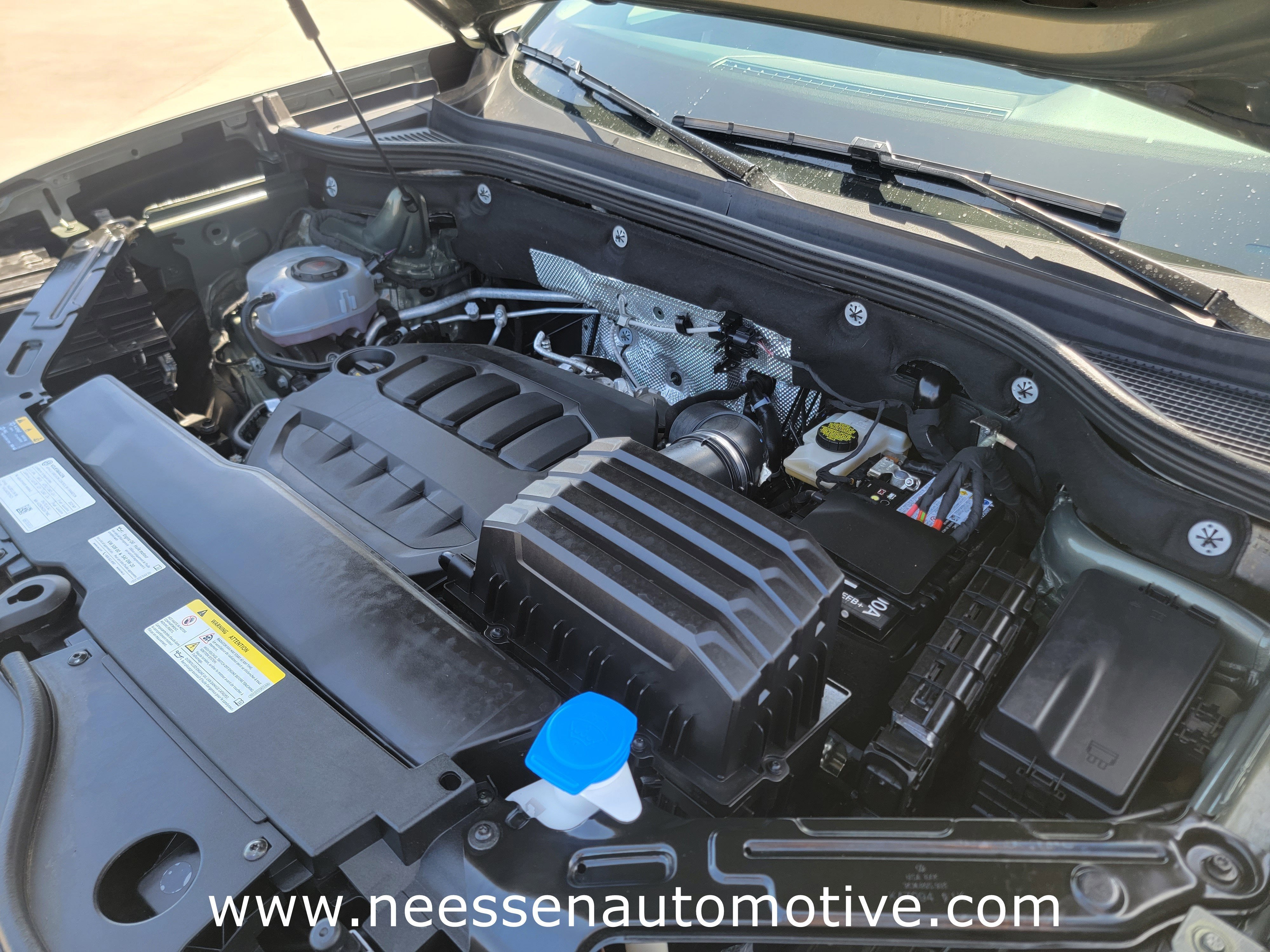 2025 Volkswagen Atlas 2.0T SE w/Technology