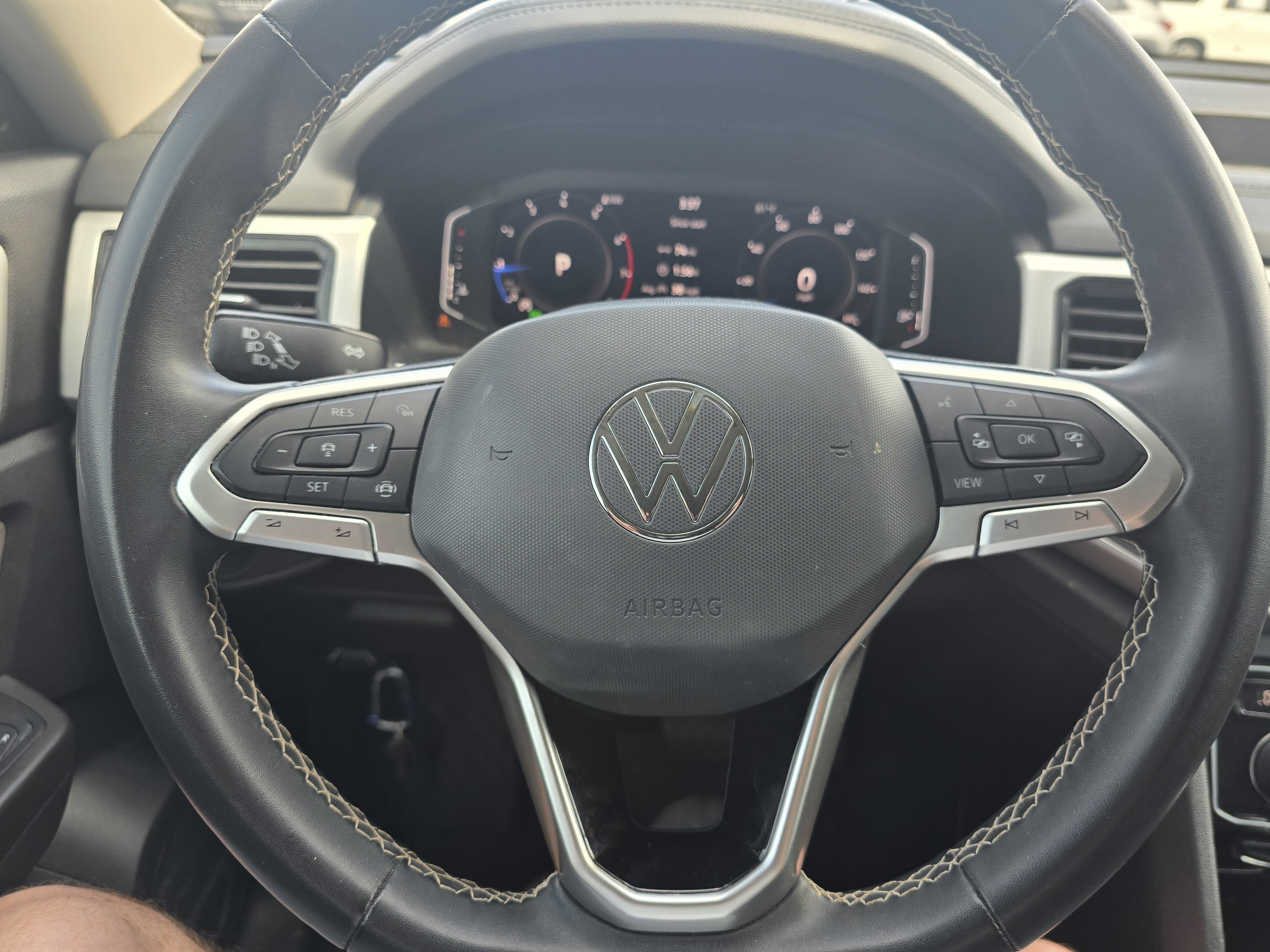 2022 Volkswagen Atlas 3.6L V6 SE w/Technology