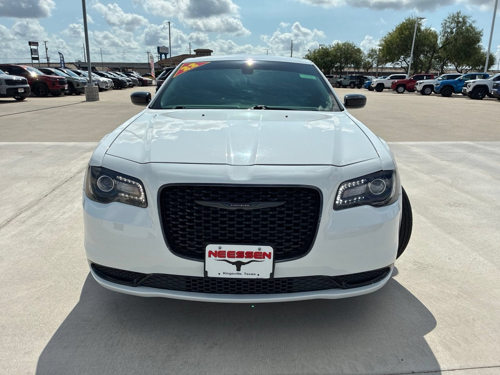 2022 Chrysler 300 Touring