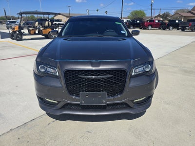 2022 Chrysler 300 Touring L
