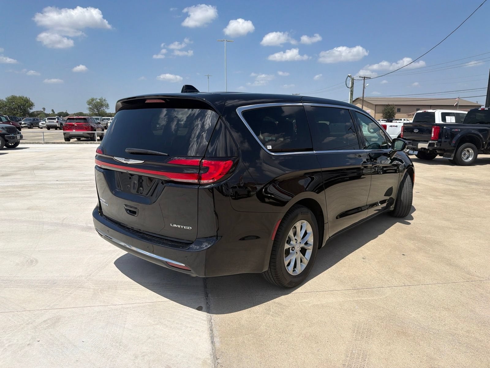 2026 Chrysler Pacifica Limited