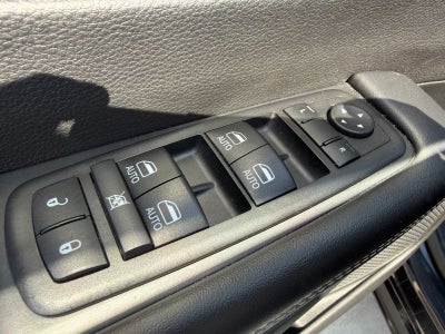 2025 Chrysler Pacifica Hybrid Select
