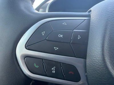 2025 Chrysler Pacifica Hybrid Select