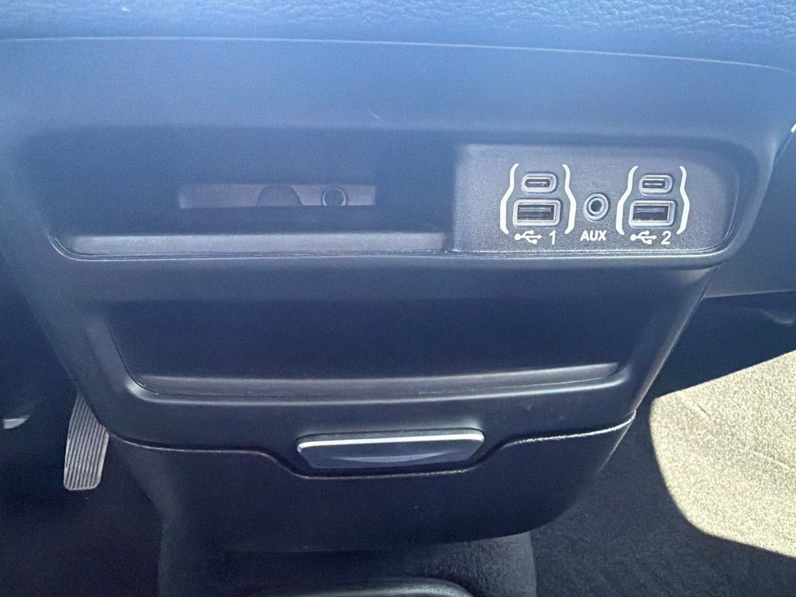 2025 Chrysler Pacifica Hybrid Select