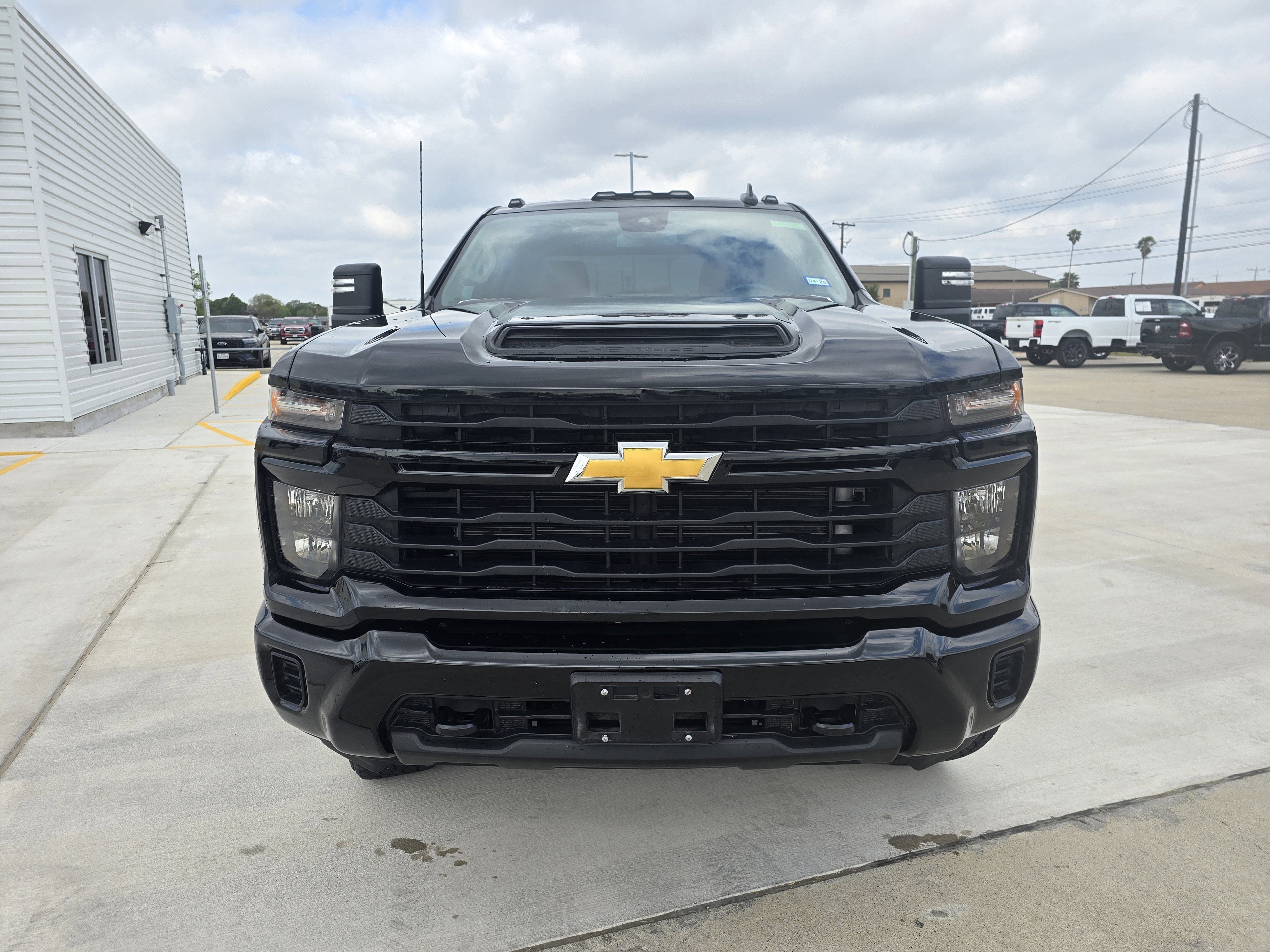 2024 Chevrolet Silverado 2500 HD Custom