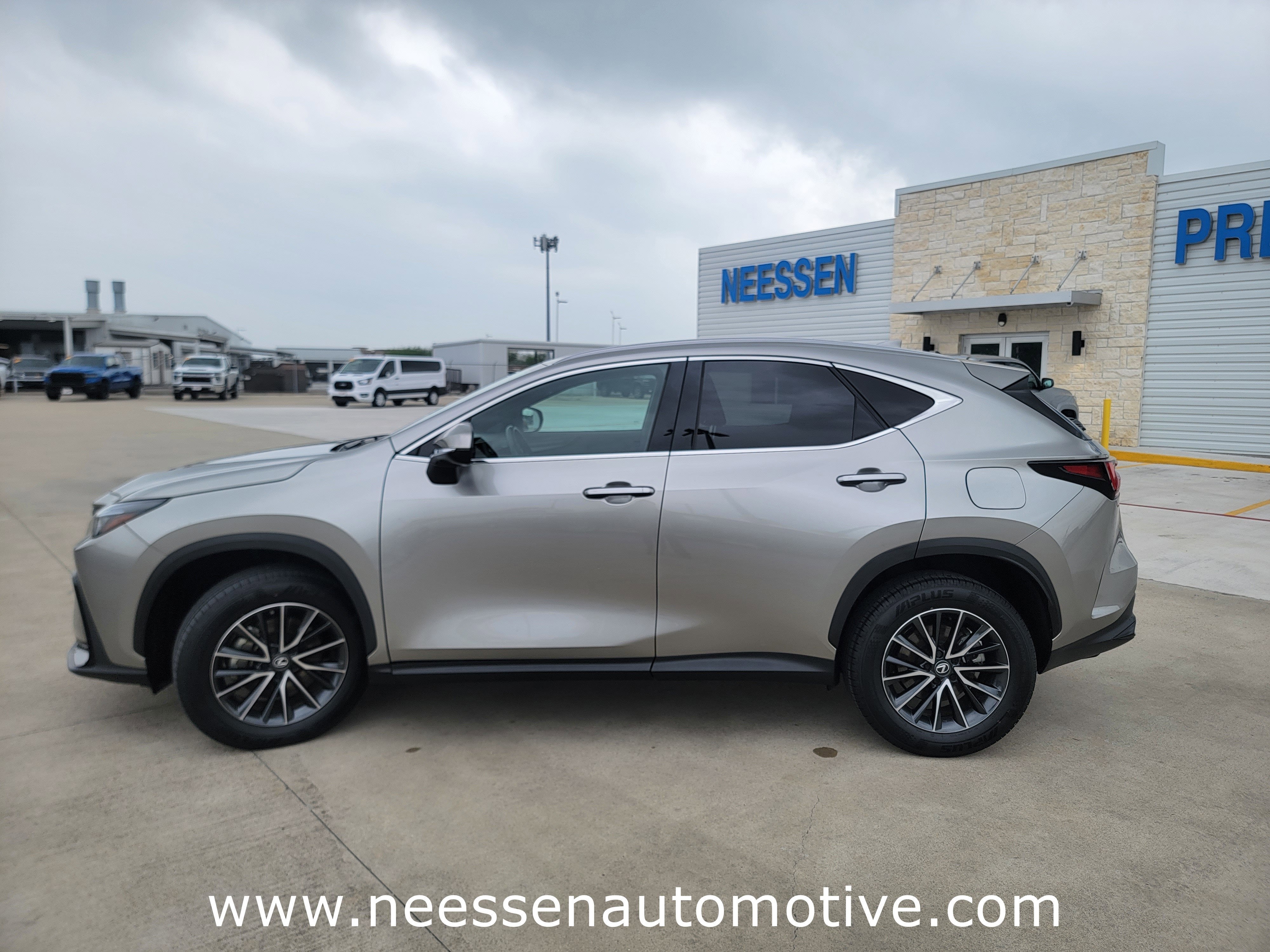 2025 Lexus NX NX 250