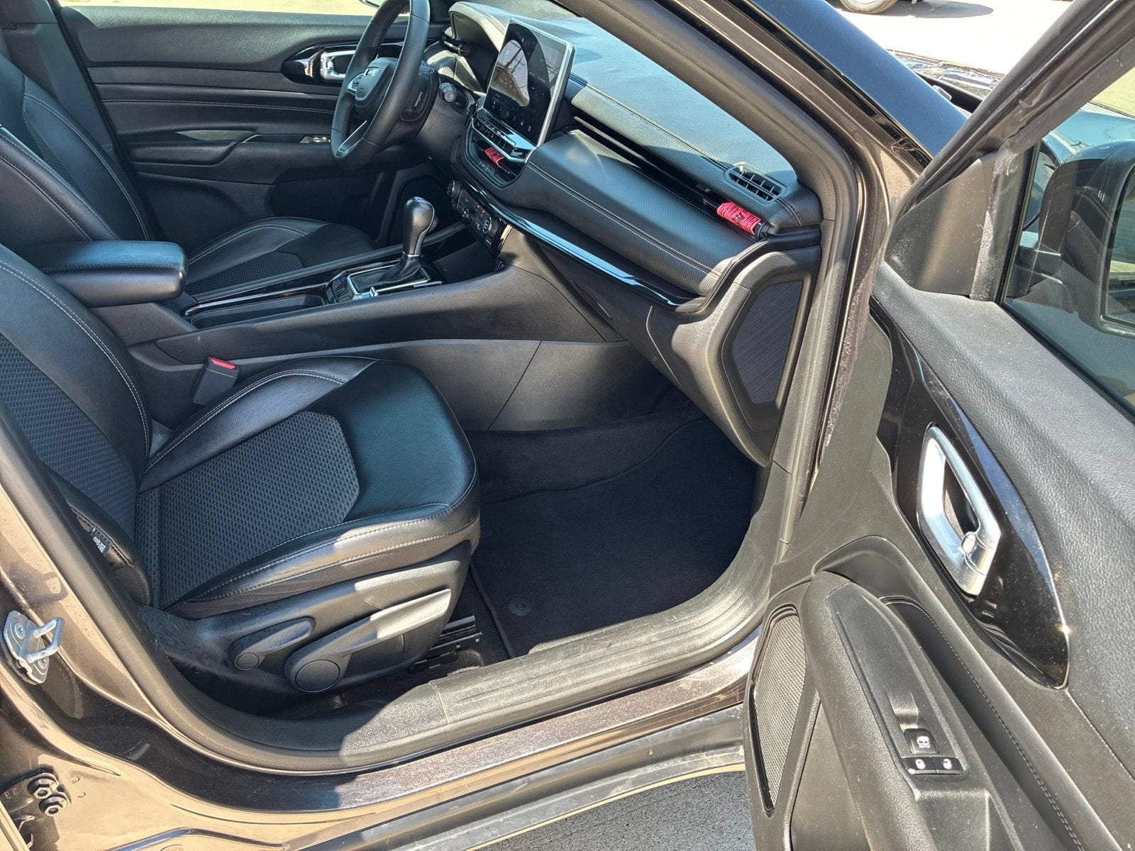 2023 Jeep Compass Altitude